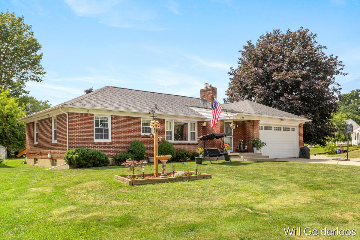 559 Shawmut Boulevard NW Grand Rapids MI 49504