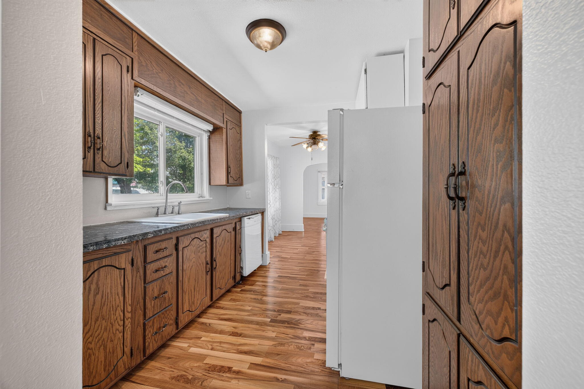 1842 Mills Avenue Muskegon MI 49445