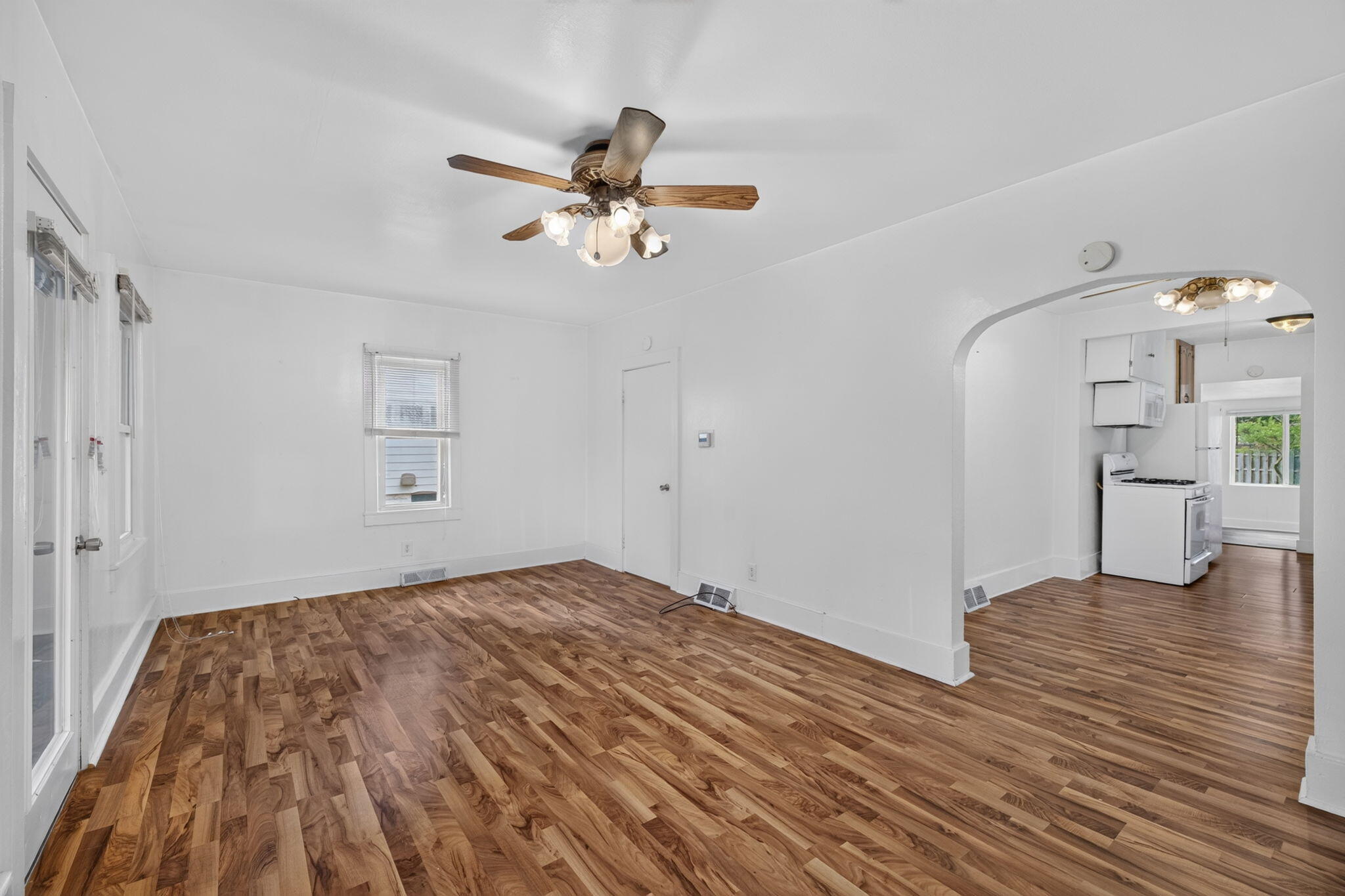 1842 Mills Avenue Muskegon MI 49445