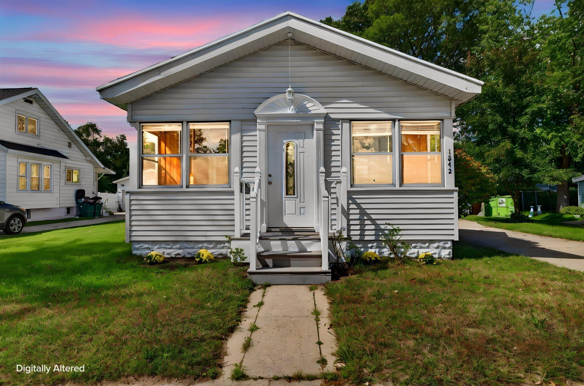 1842 Mills Avenue Muskegon MI 49445