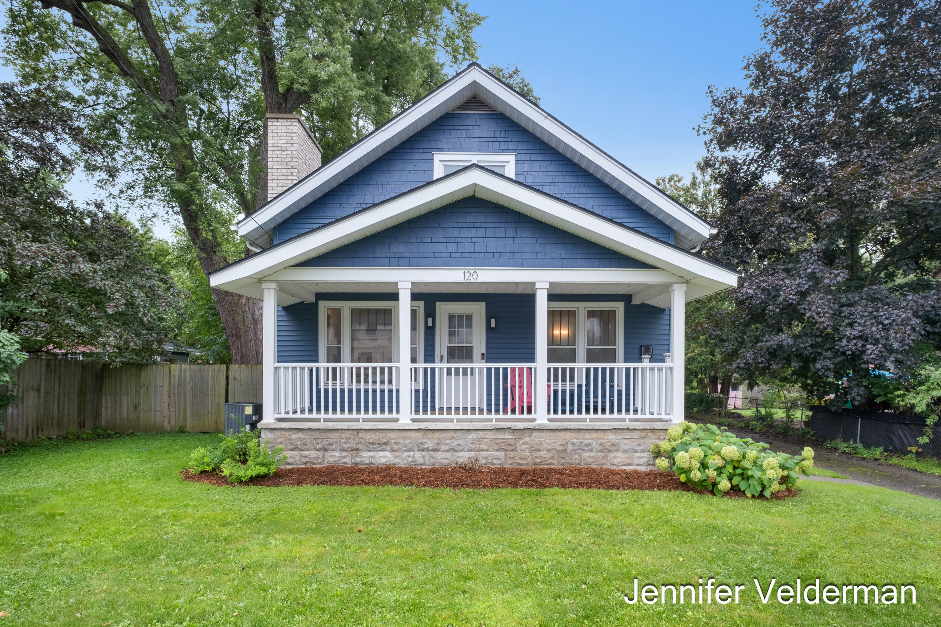 120 E Division Street NE Rockford MI 49341