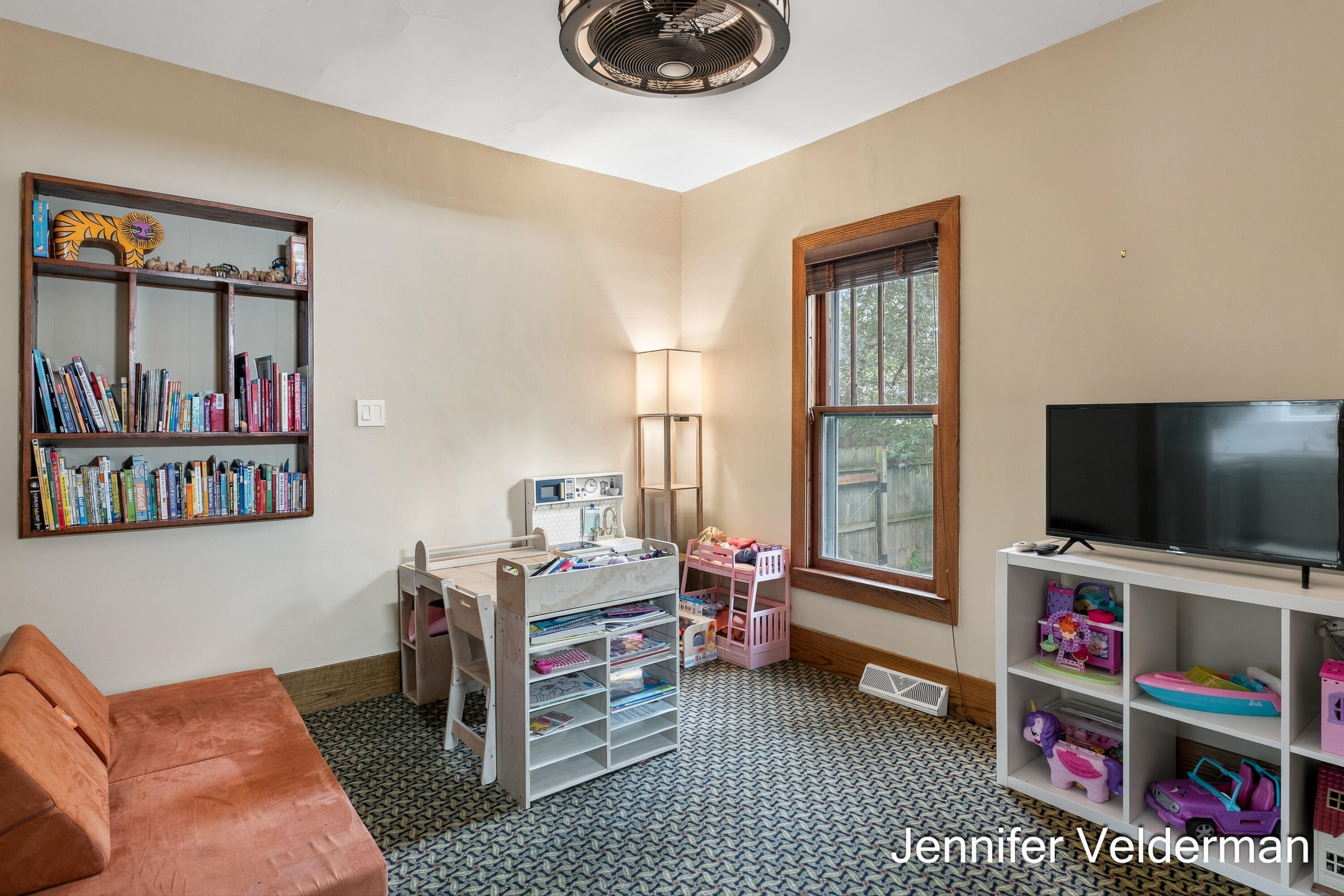 120 E Division Street NE Rockford MI 49341