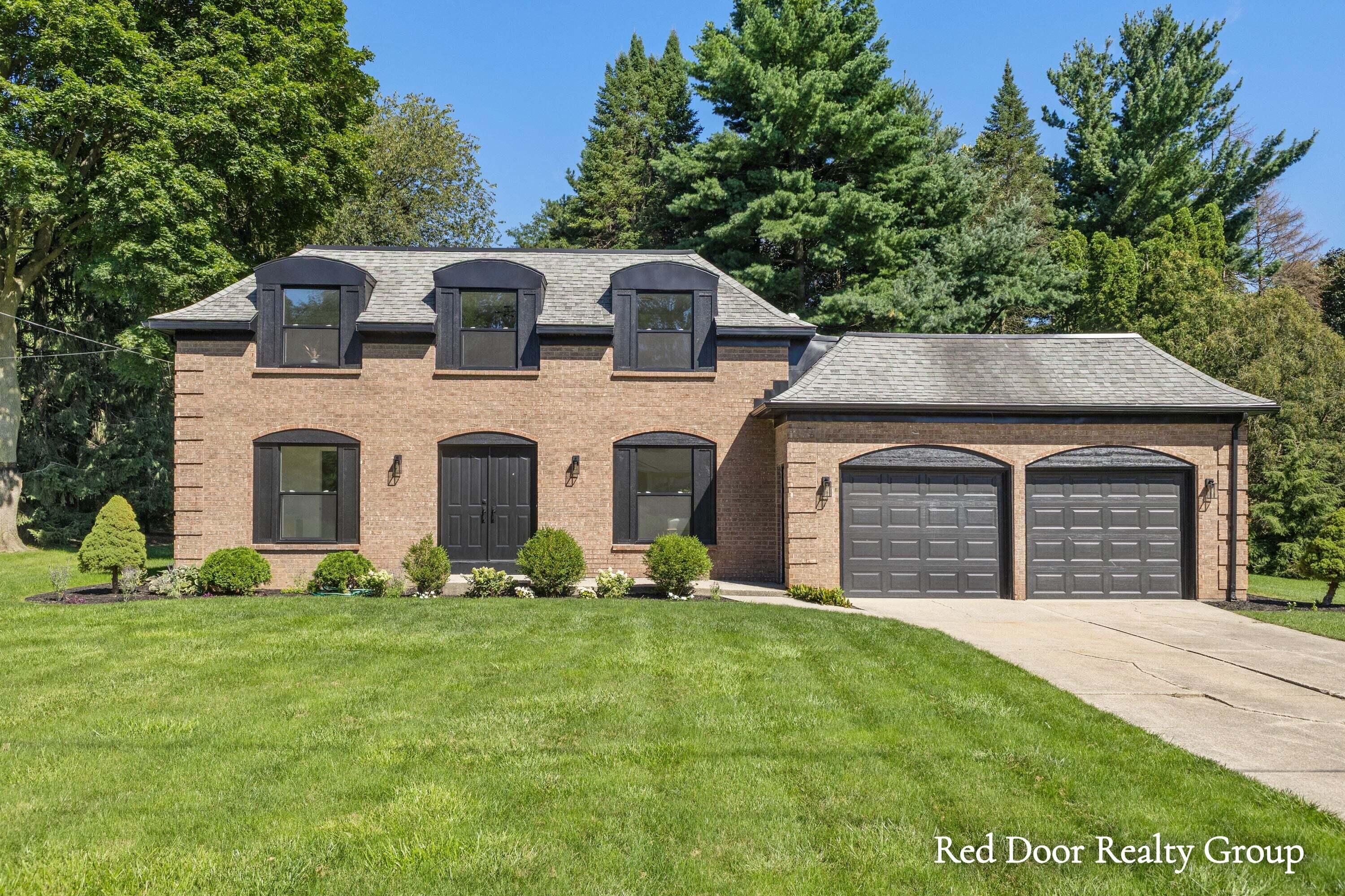 578 Arrowhead Avenue SE Grand Rapids MI 49546