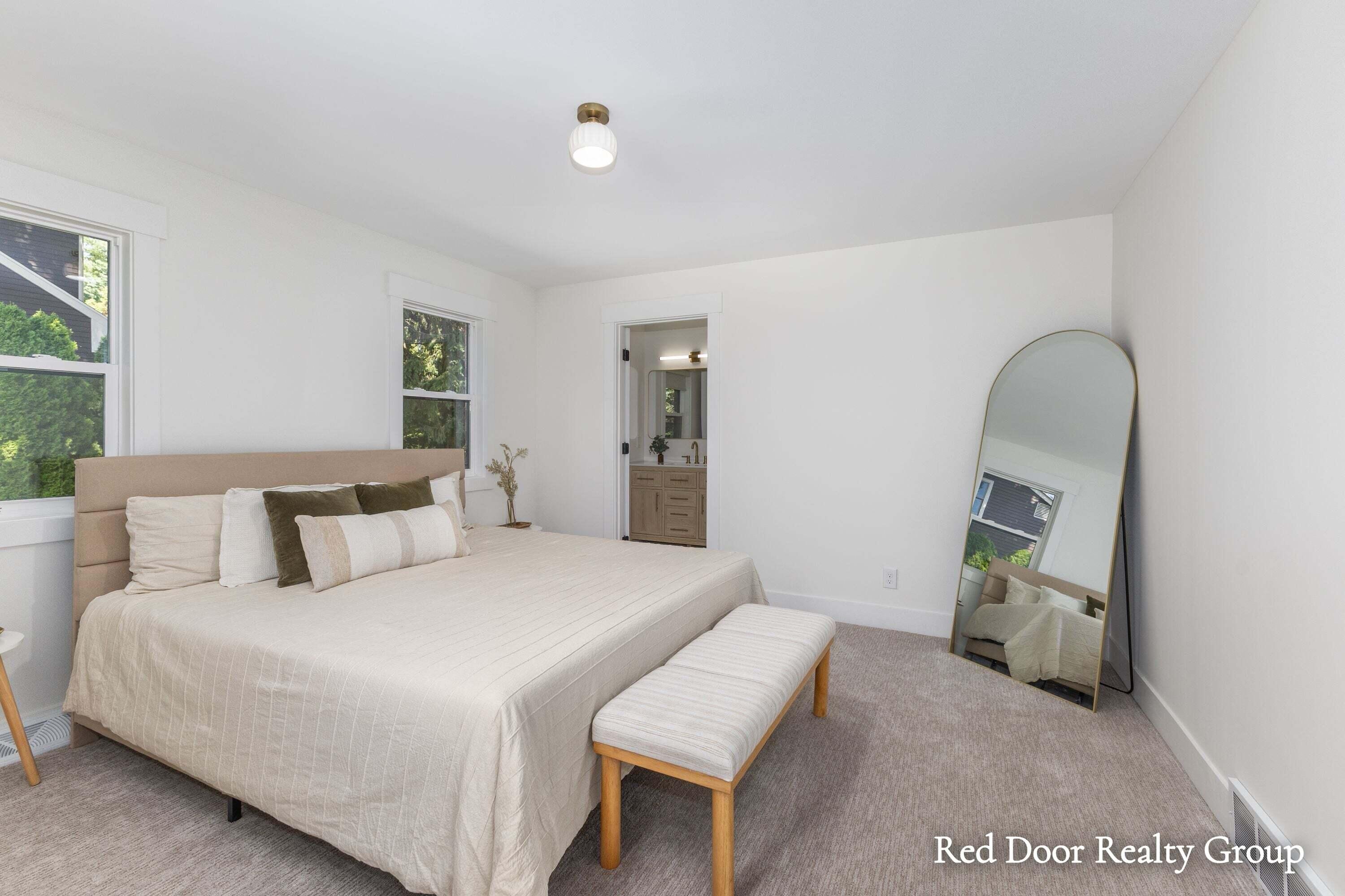 578 Arrowhead Avenue SE Grand Rapids MI 49546
