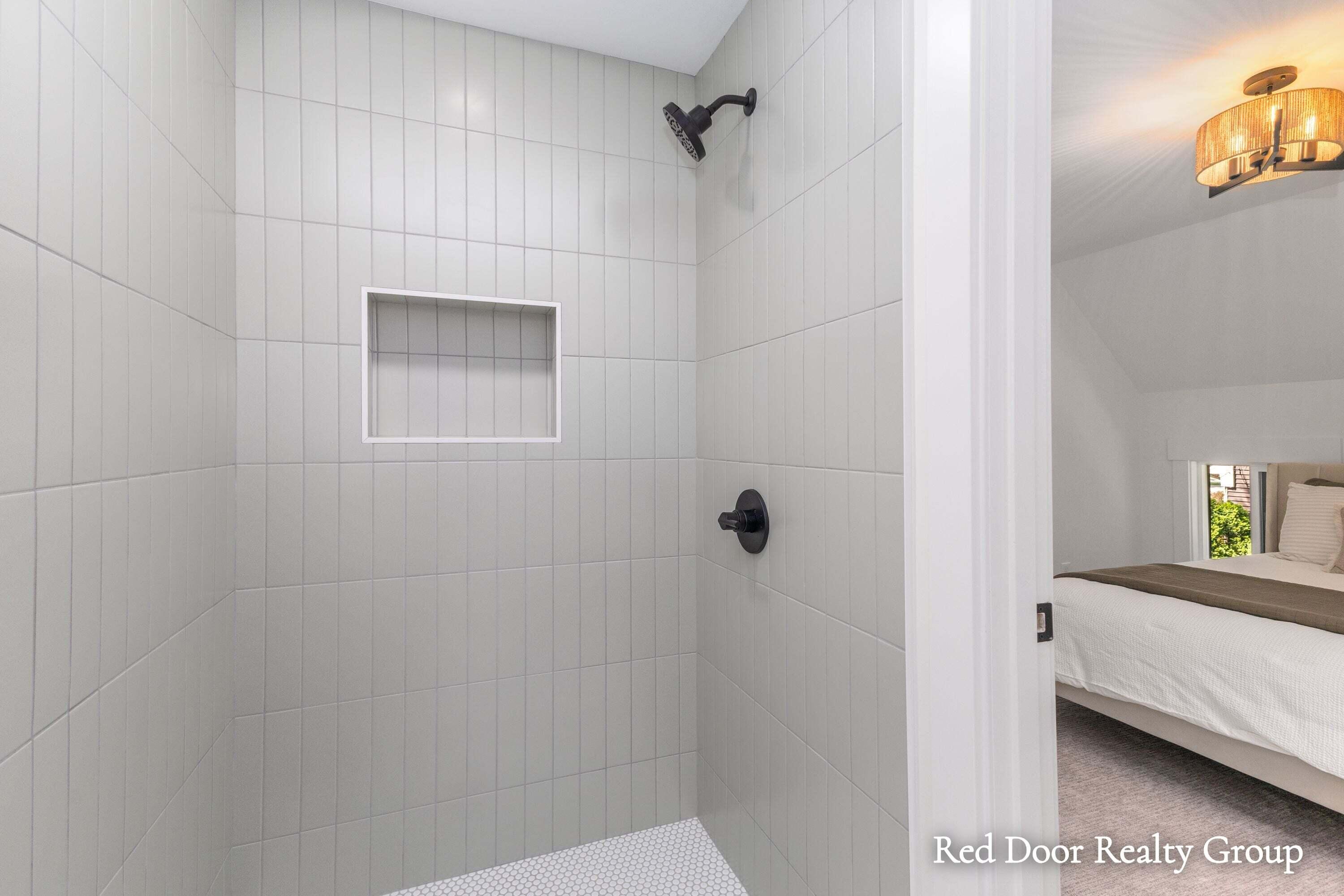 578 Arrowhead Avenue SE Grand Rapids MI 49546