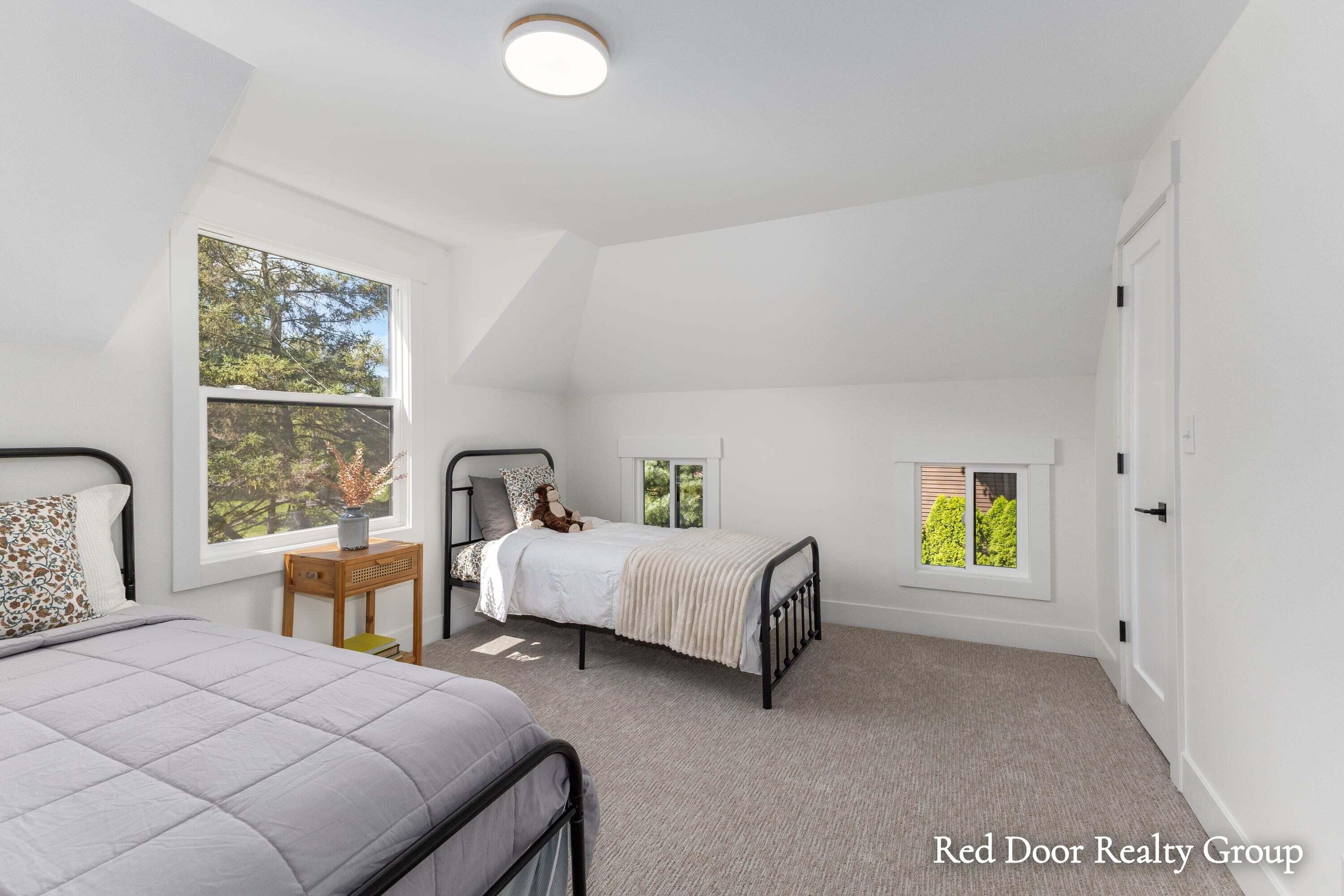 578 Arrowhead Avenue SE Grand Rapids MI 49546