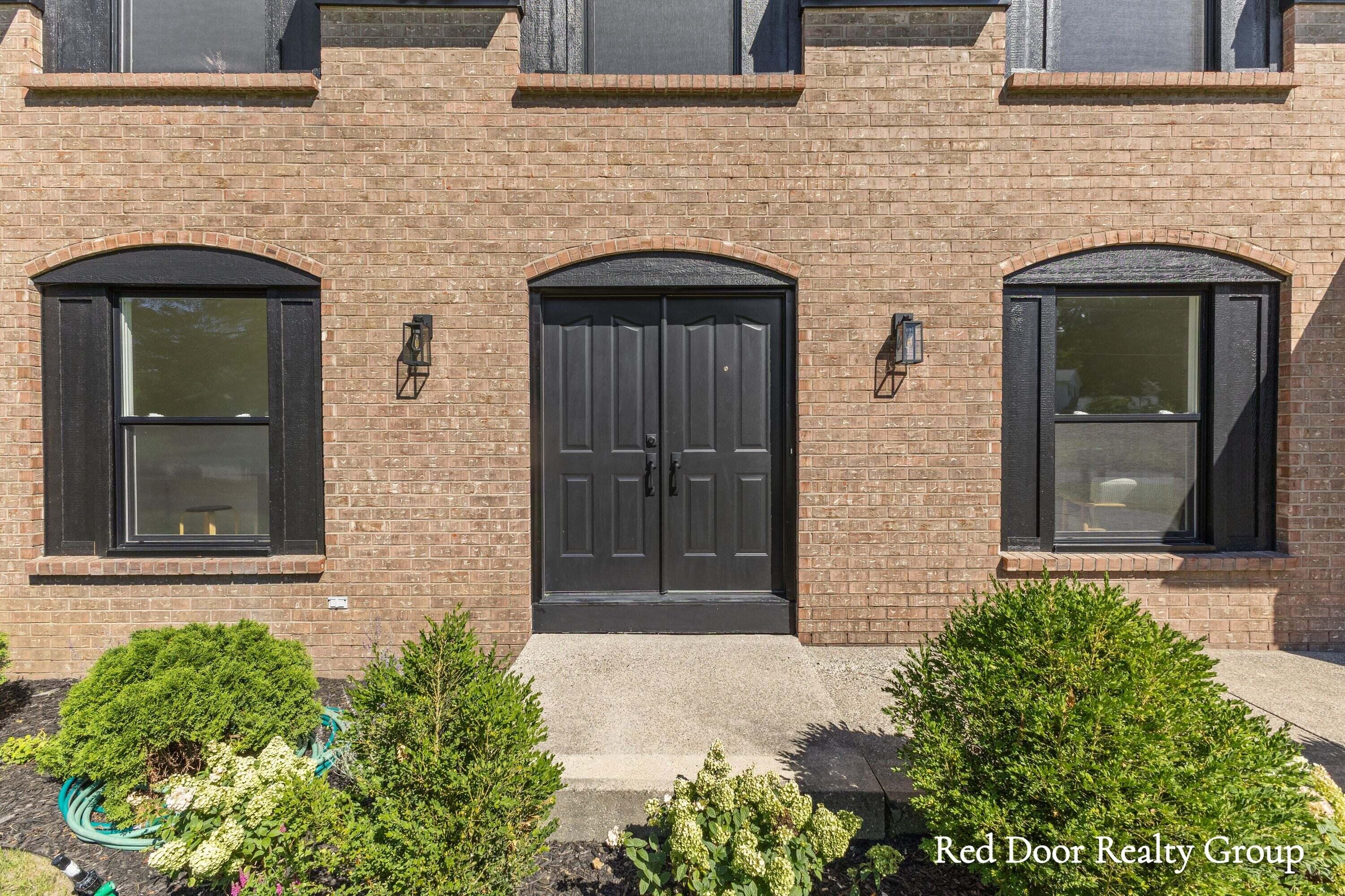 578 Arrowhead Avenue SE Grand Rapids MI 49546