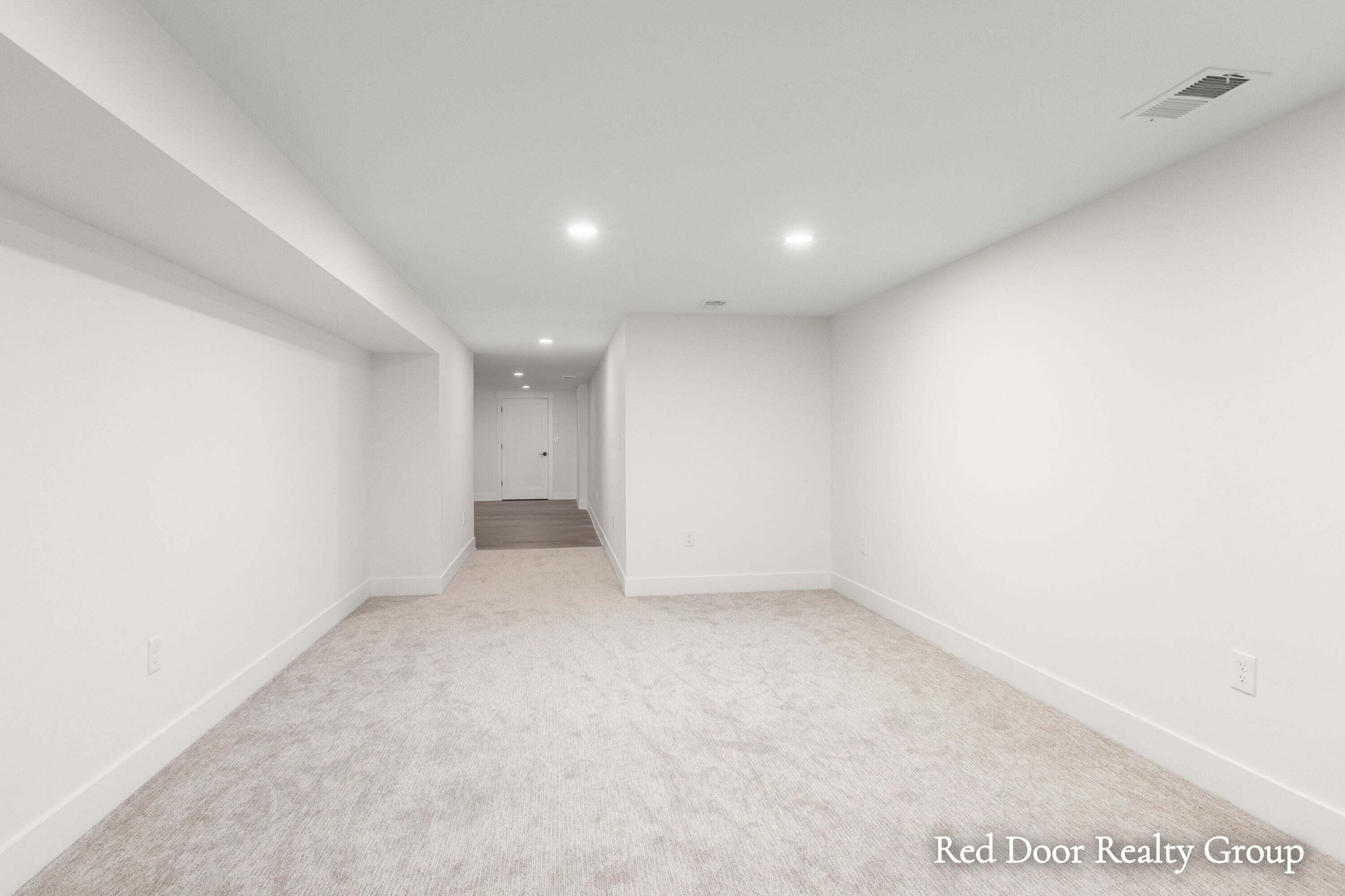 578 Arrowhead Avenue SE Grand Rapids MI 49546