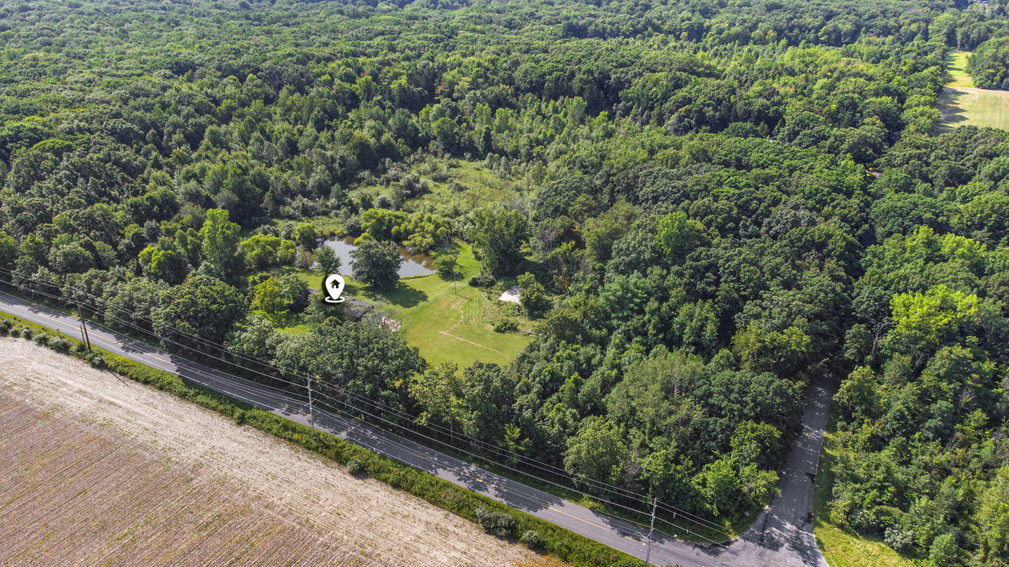 7260 W East Road Three Oaks MI 49128