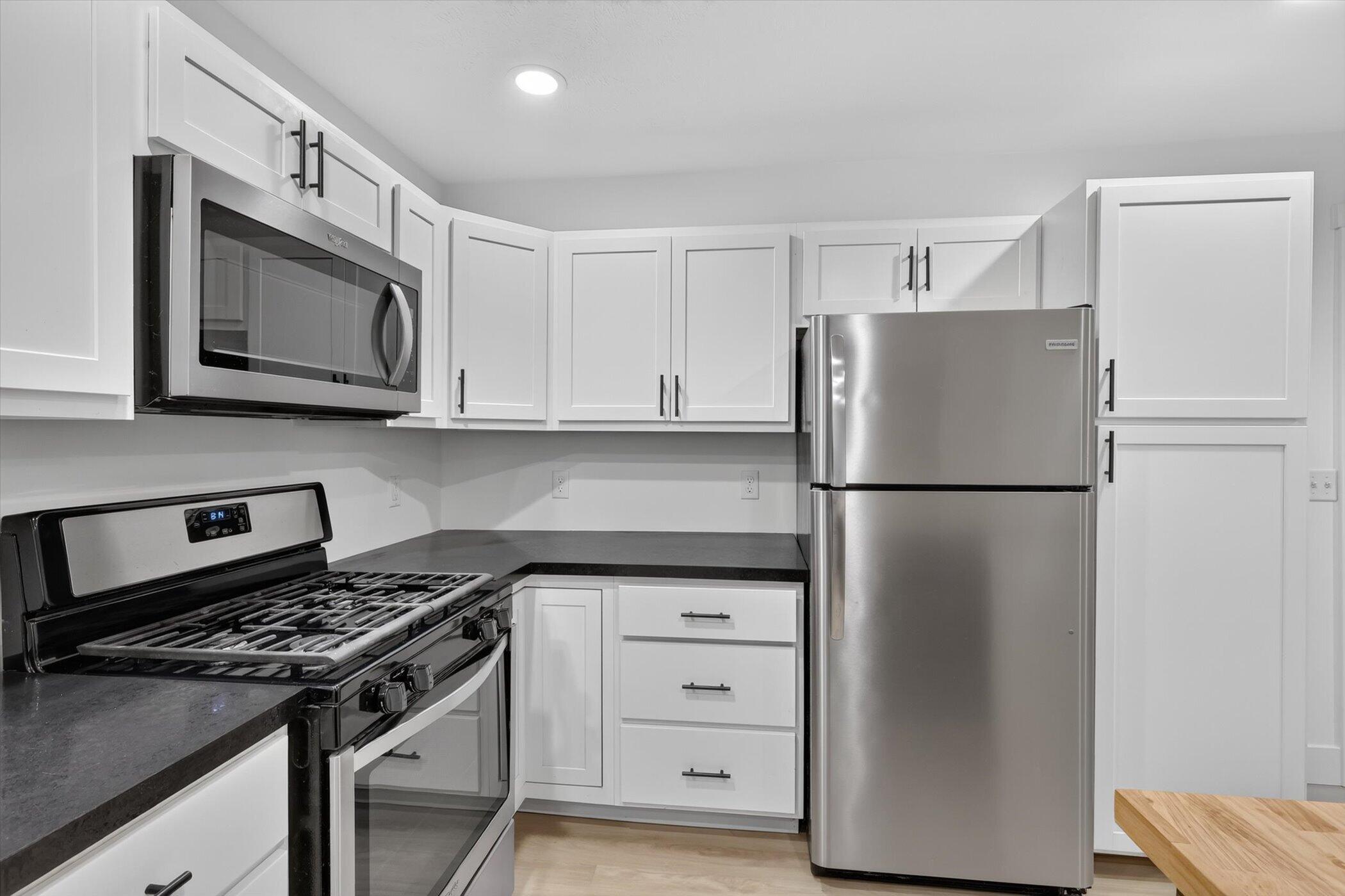 5043 New Orleans Street NE Rockford MI 49341