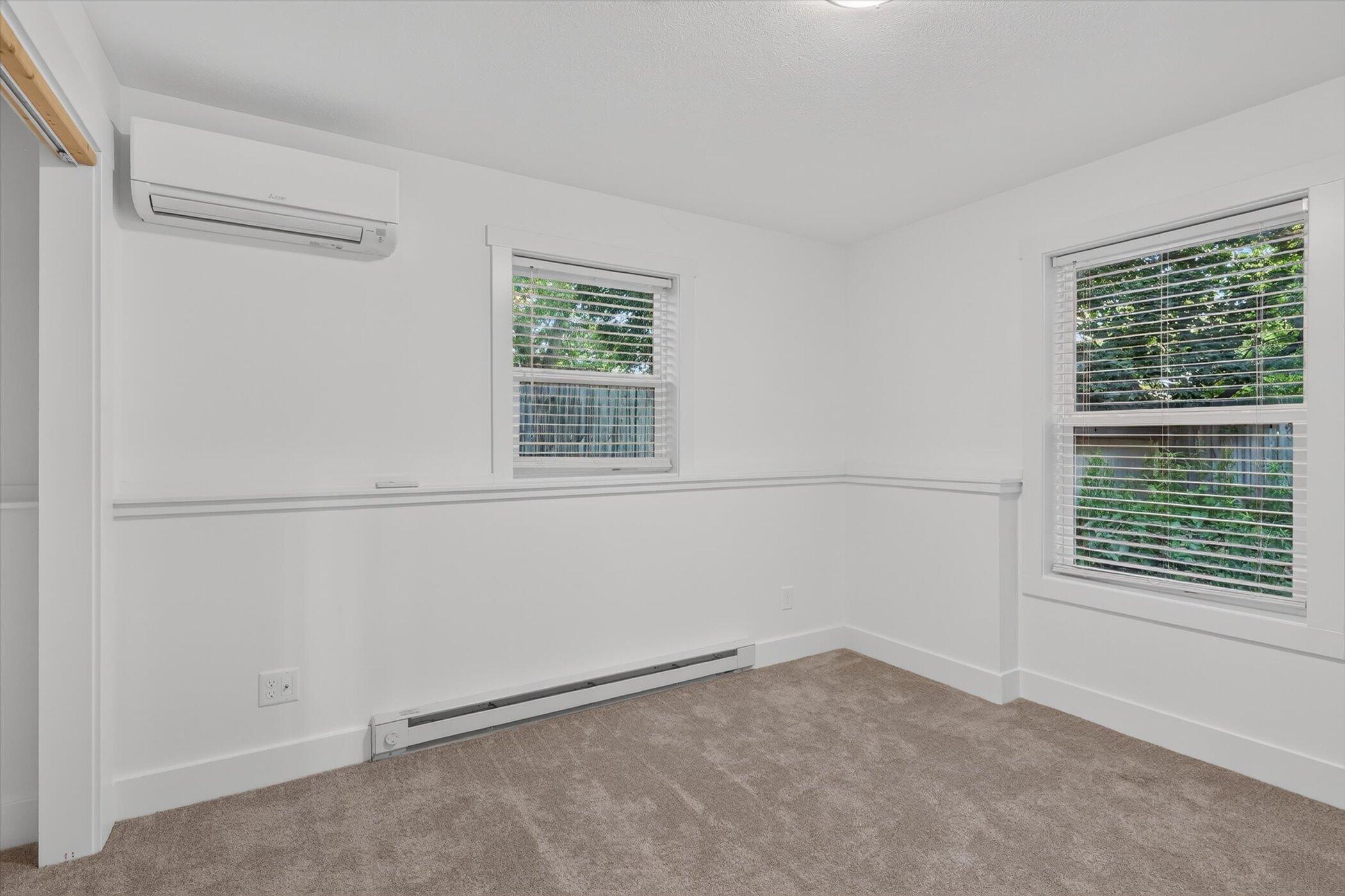 5043 New Orleans Street NE Rockford MI 49341