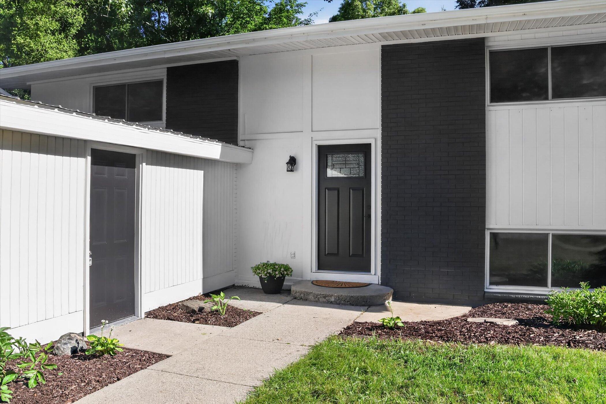 5043 New Orleans Street NE Rockford MI 49341