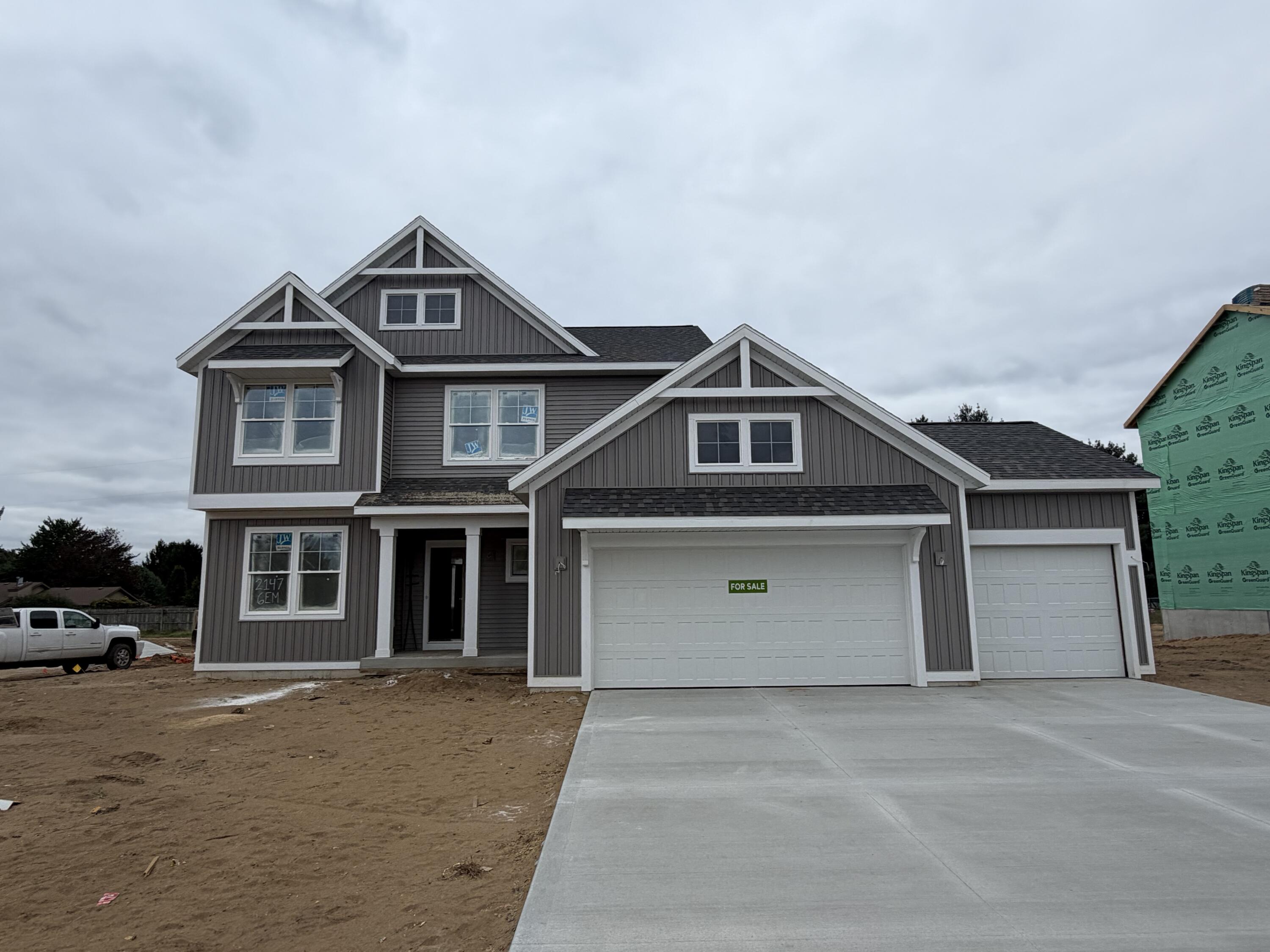 2147 Emerald Shore Circle NE Grand Rapids MI 49525