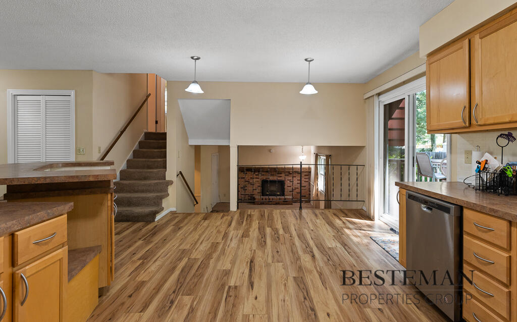 944 W Fennwood Circle Muskegon MI 49445