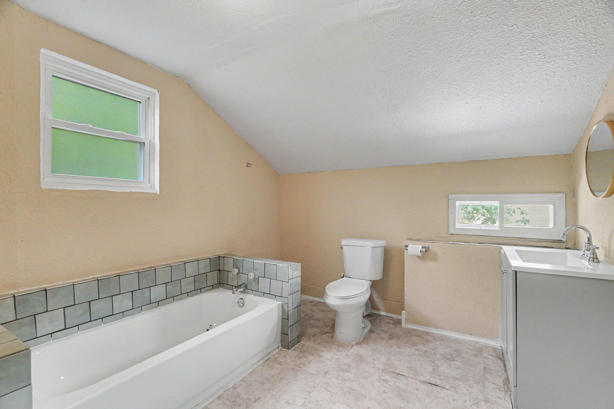 553 Ely Street Allegan MI 49010