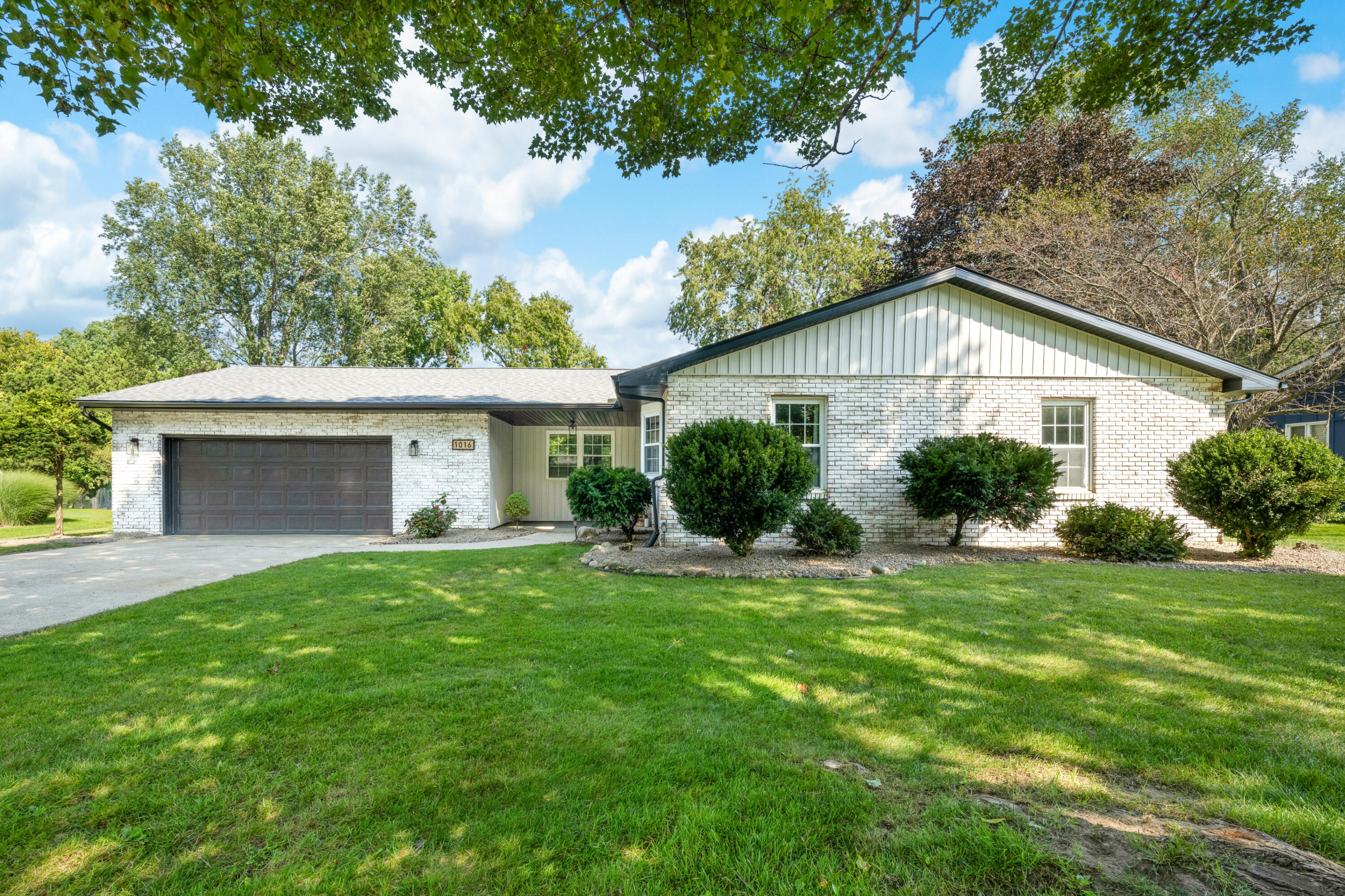 1016 Tomahawk Lane Niles MI 49120