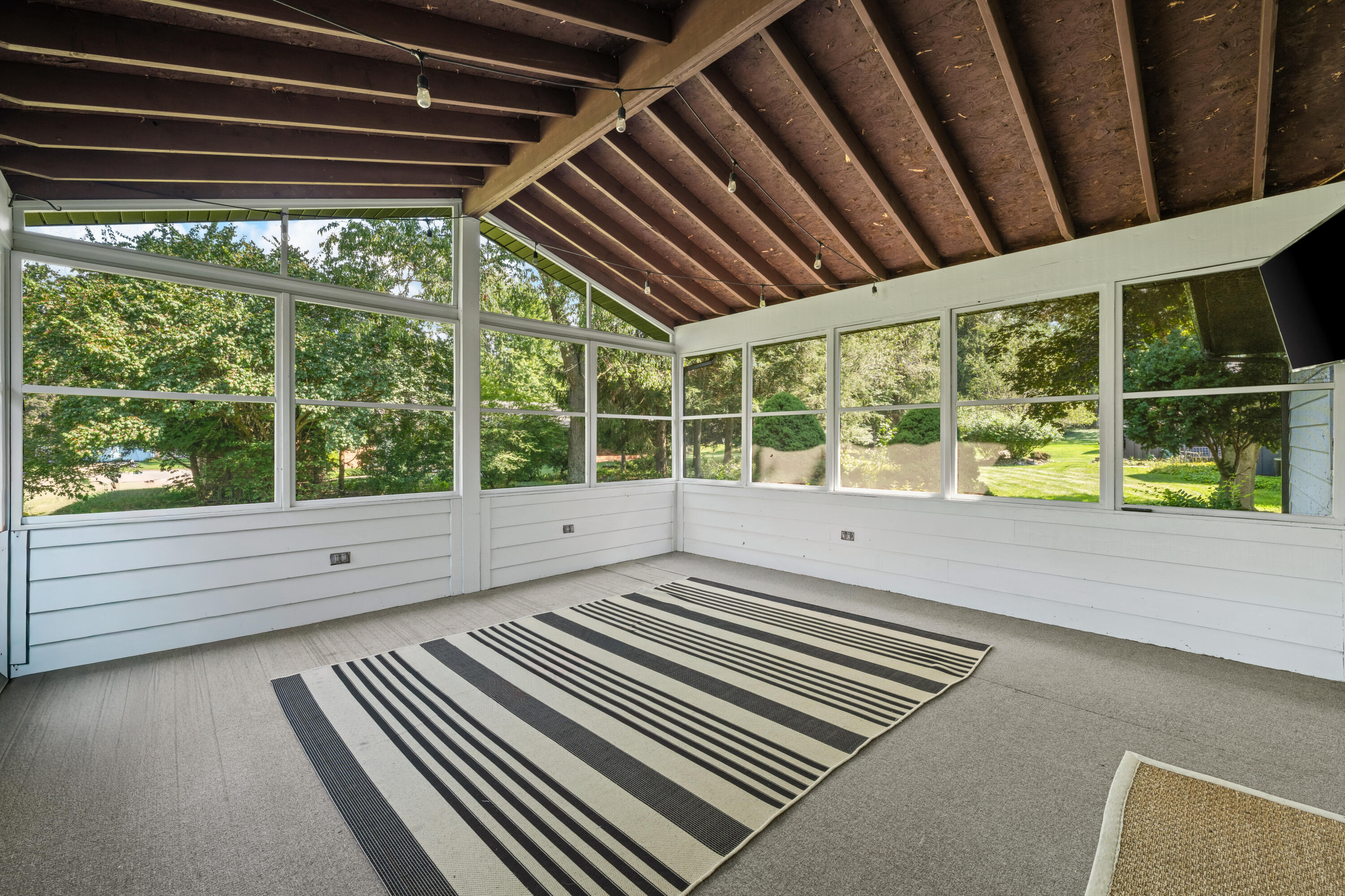 1016 Tomahawk Lane Niles MI 49120