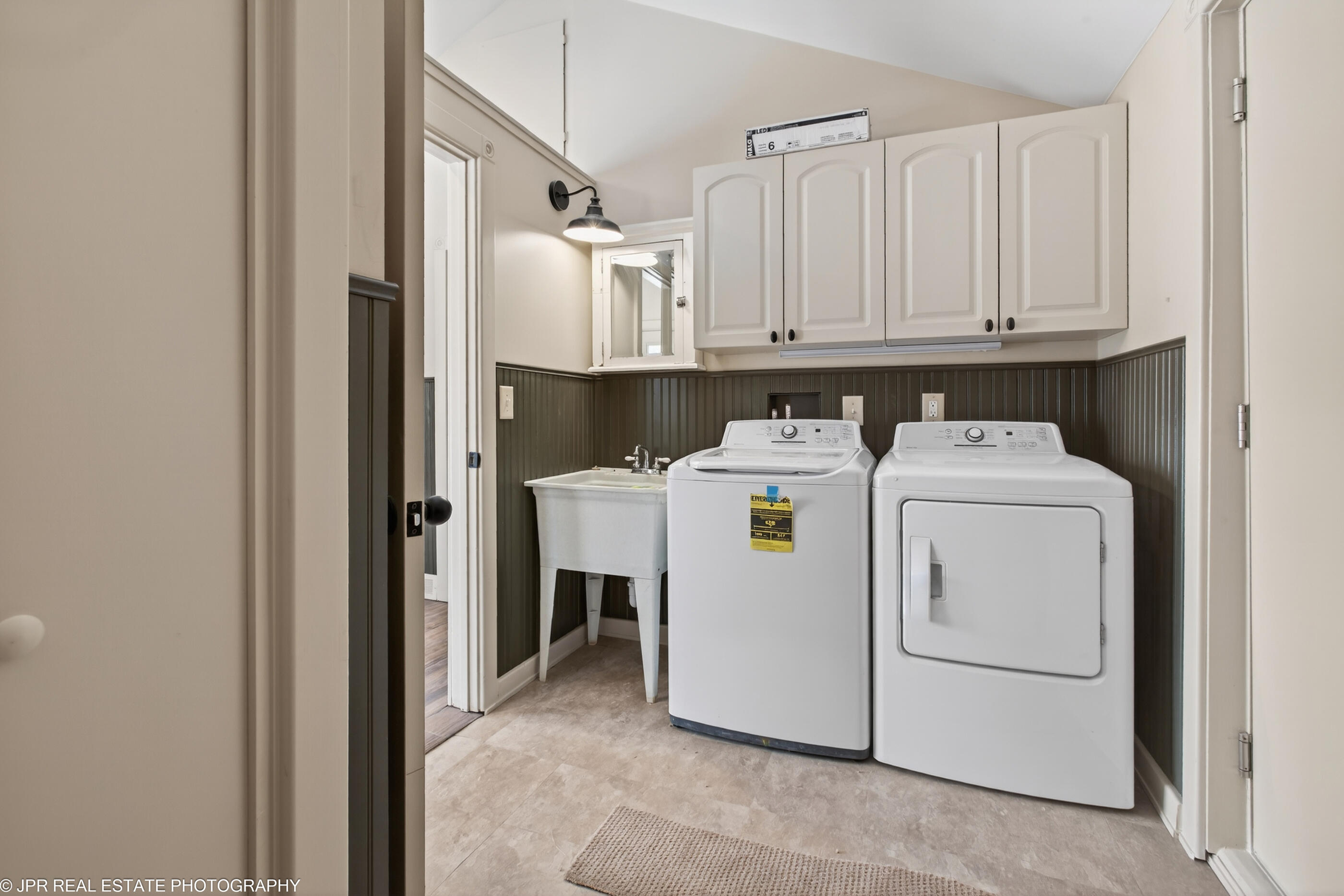 6811 116th Avenue Fennville MI 49408