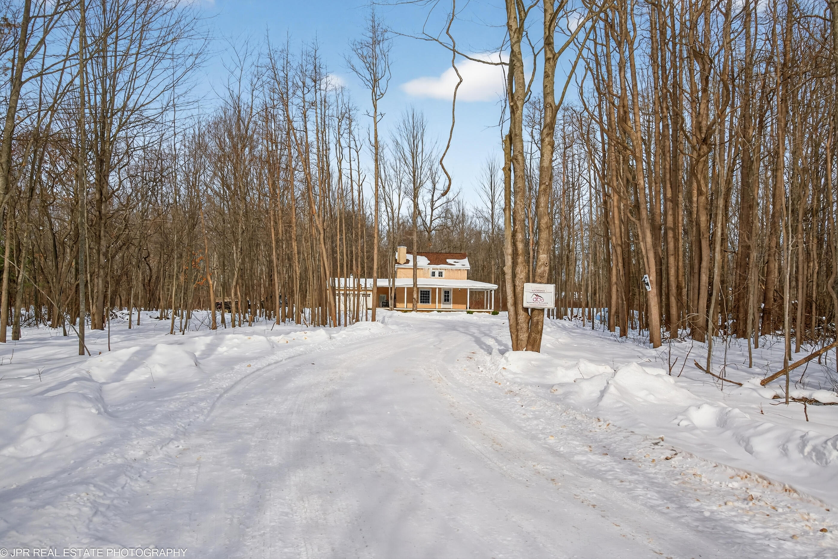 6811 116th Avenue Fennville MI 49408