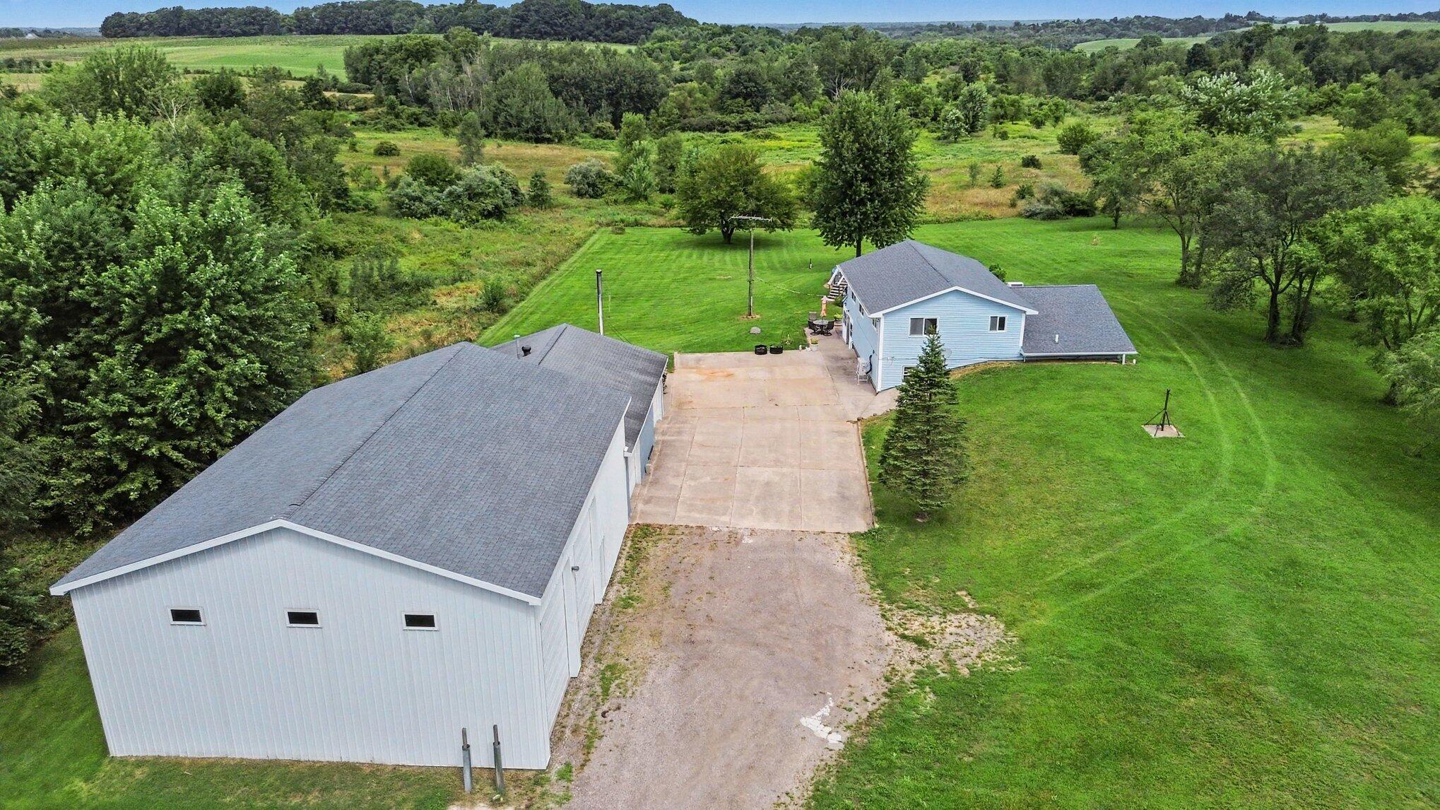 6793 Carmody Road Coloma MI 49038