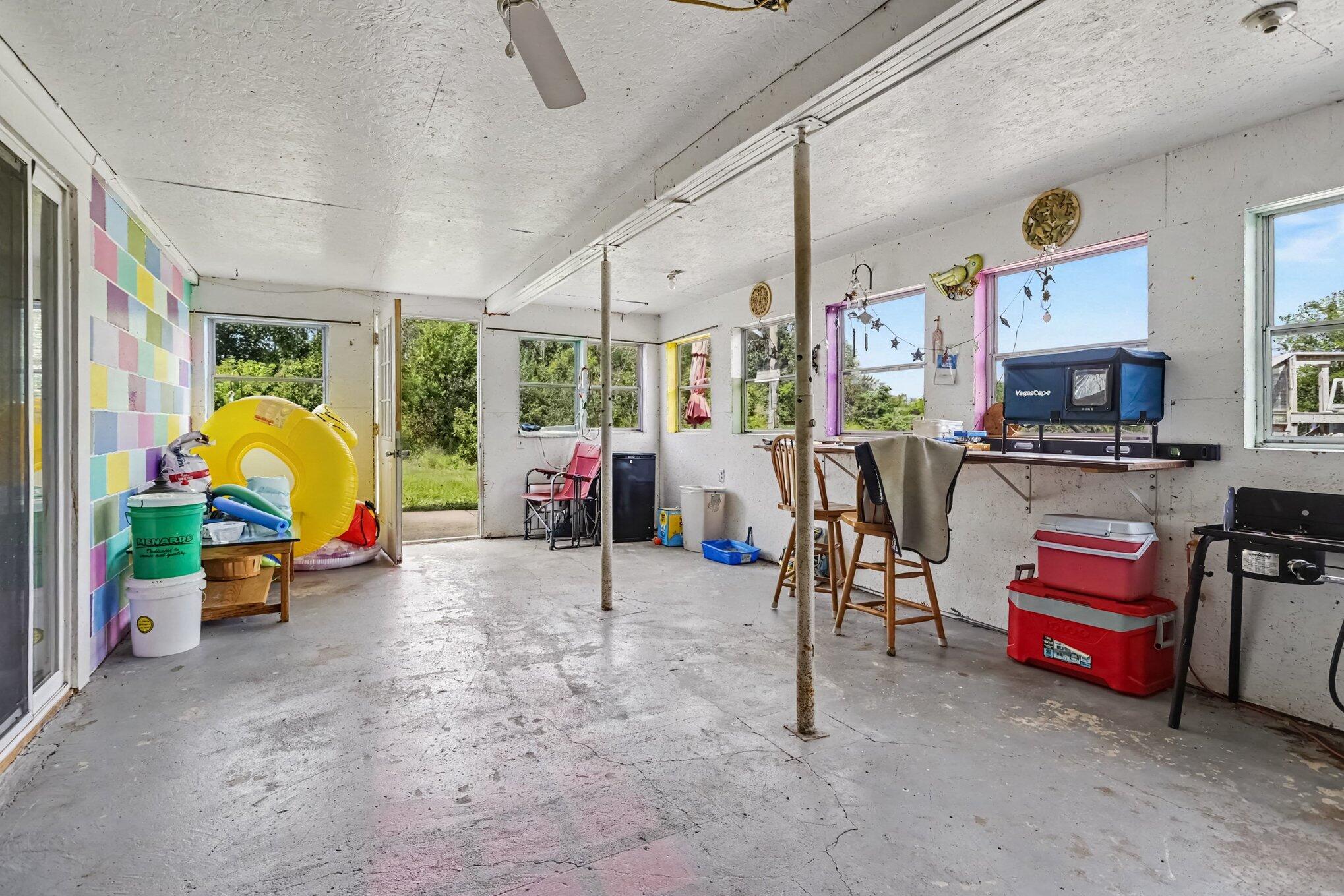 6793 Carmody Road Coloma MI 49038