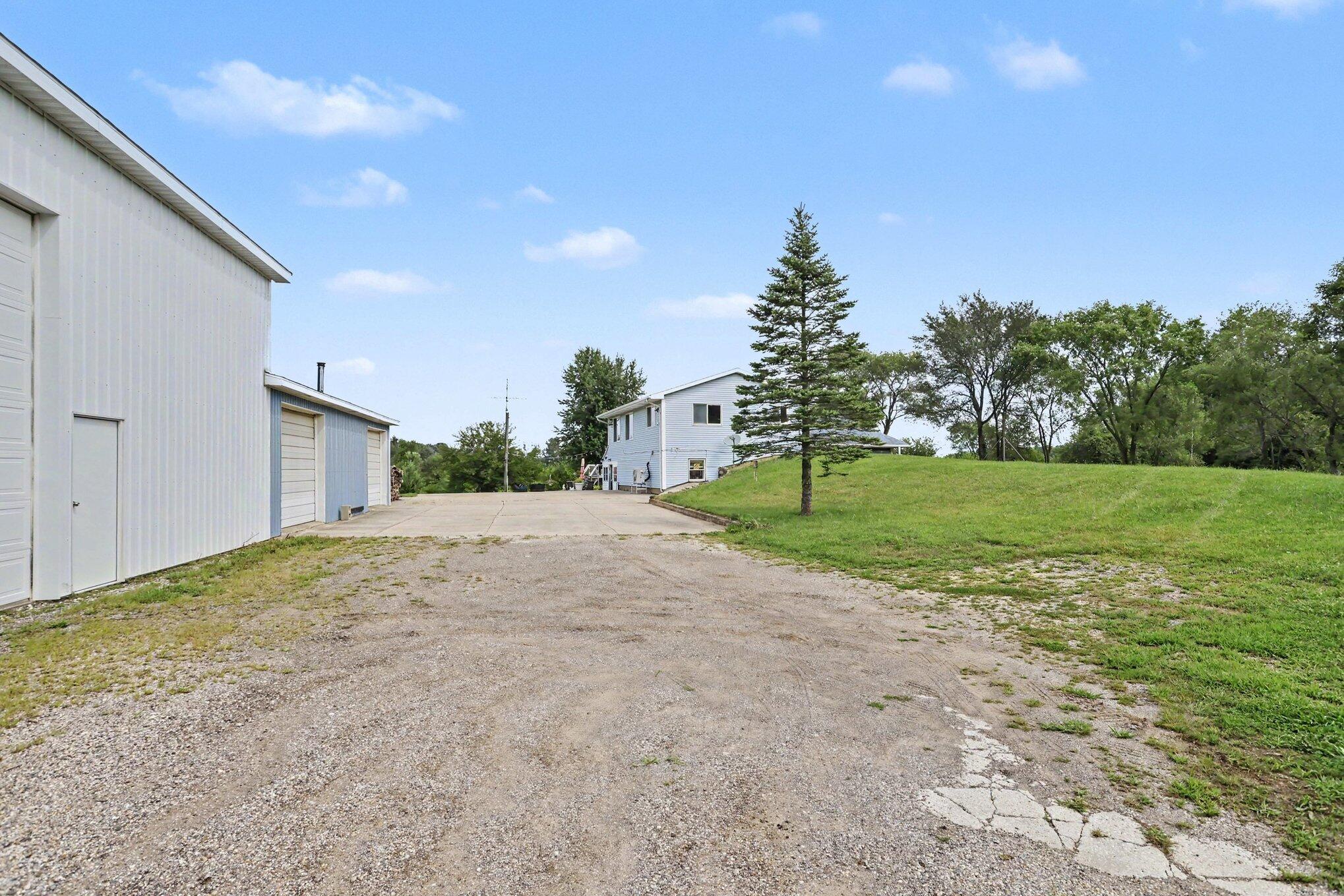 6793 Carmody Road Coloma MI 49038