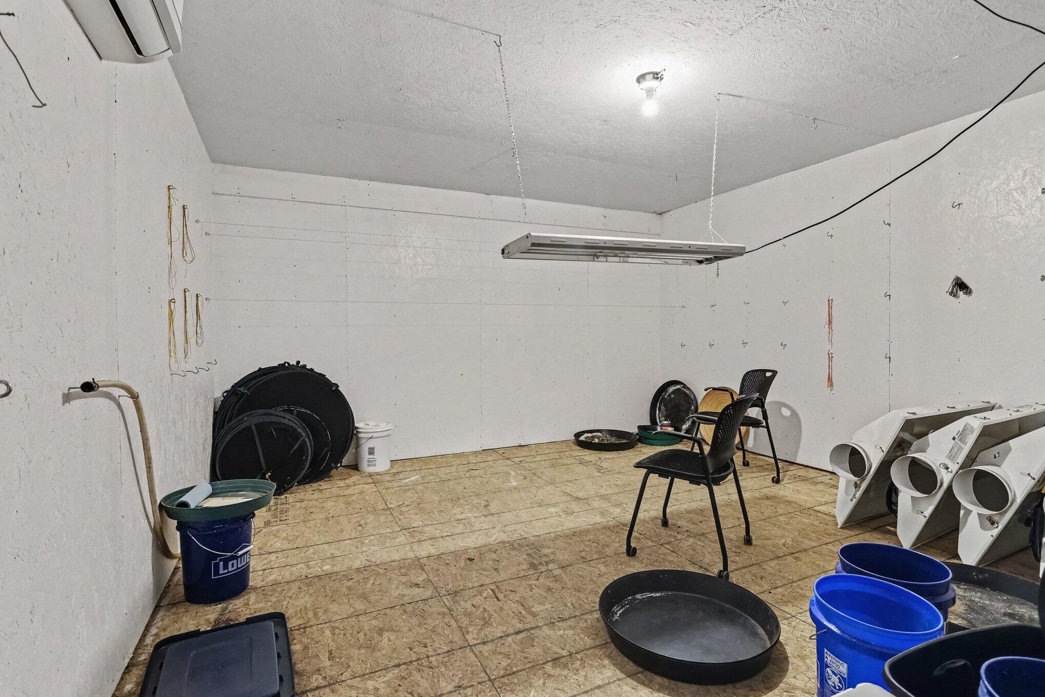6793 Carmody Road Coloma MI 49038
