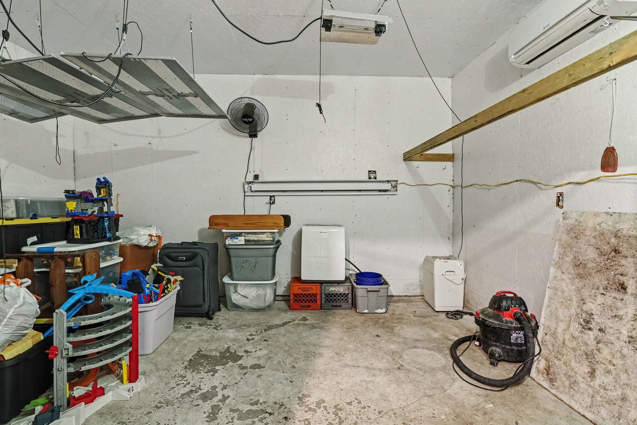 6793 Carmody Road Coloma MI 49038