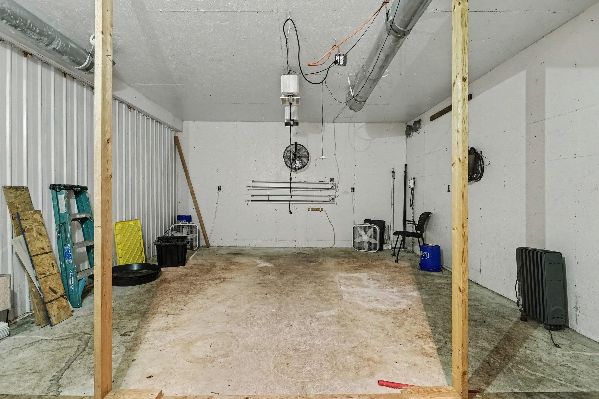 6793 Carmody Road Coloma MI 49038