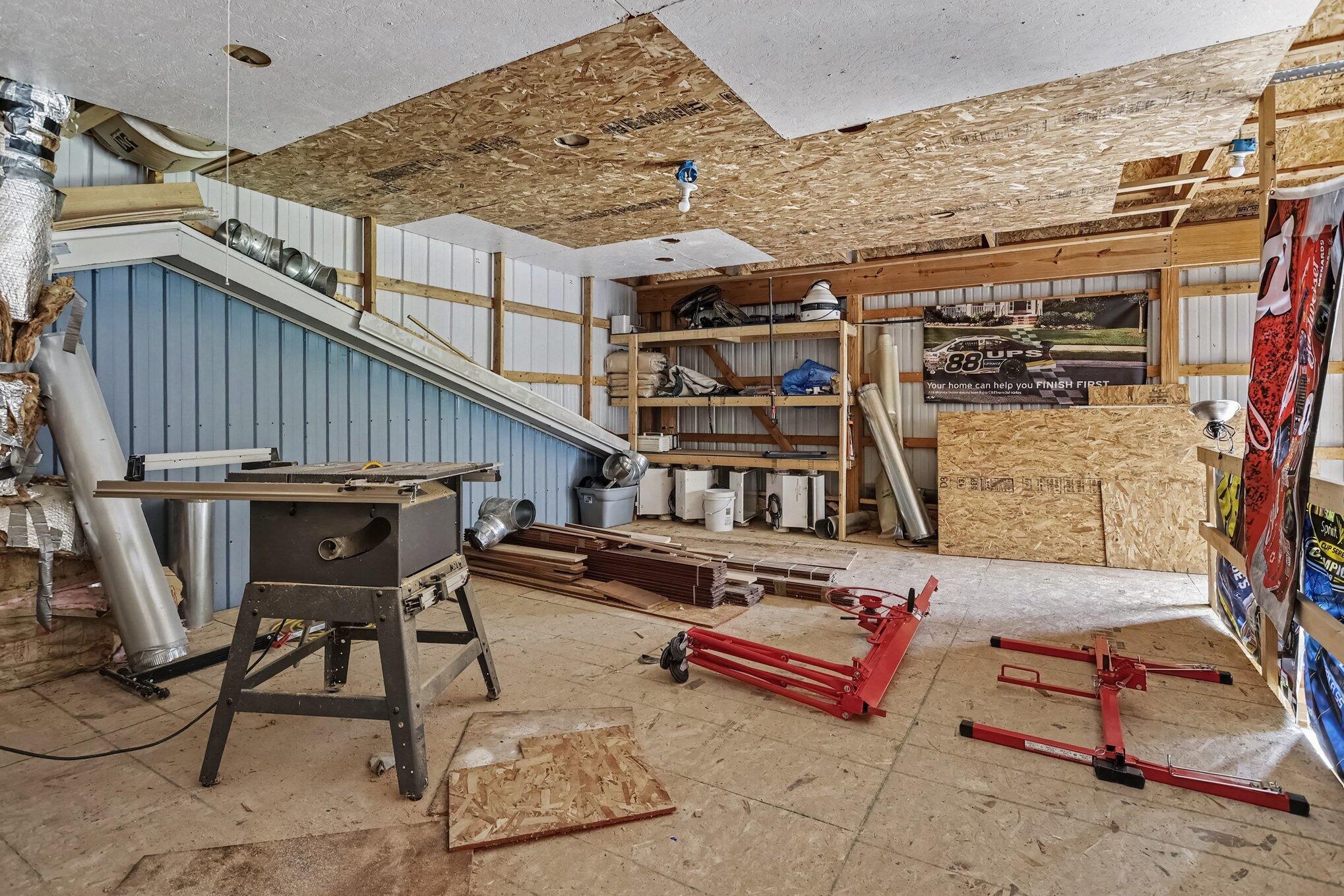 6793 Carmody Road Coloma MI 49038