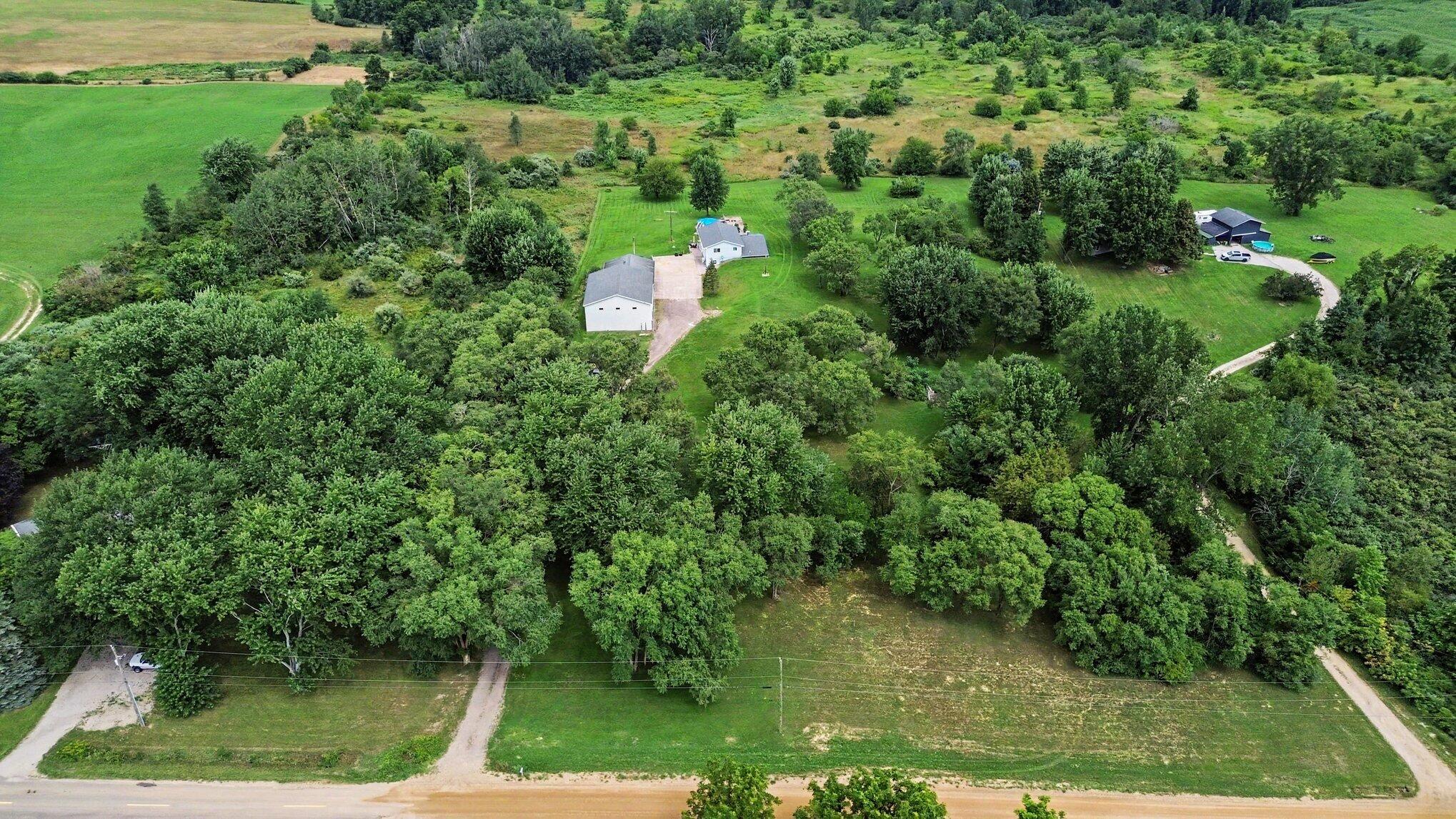 6793 Carmody Road Coloma MI 49038