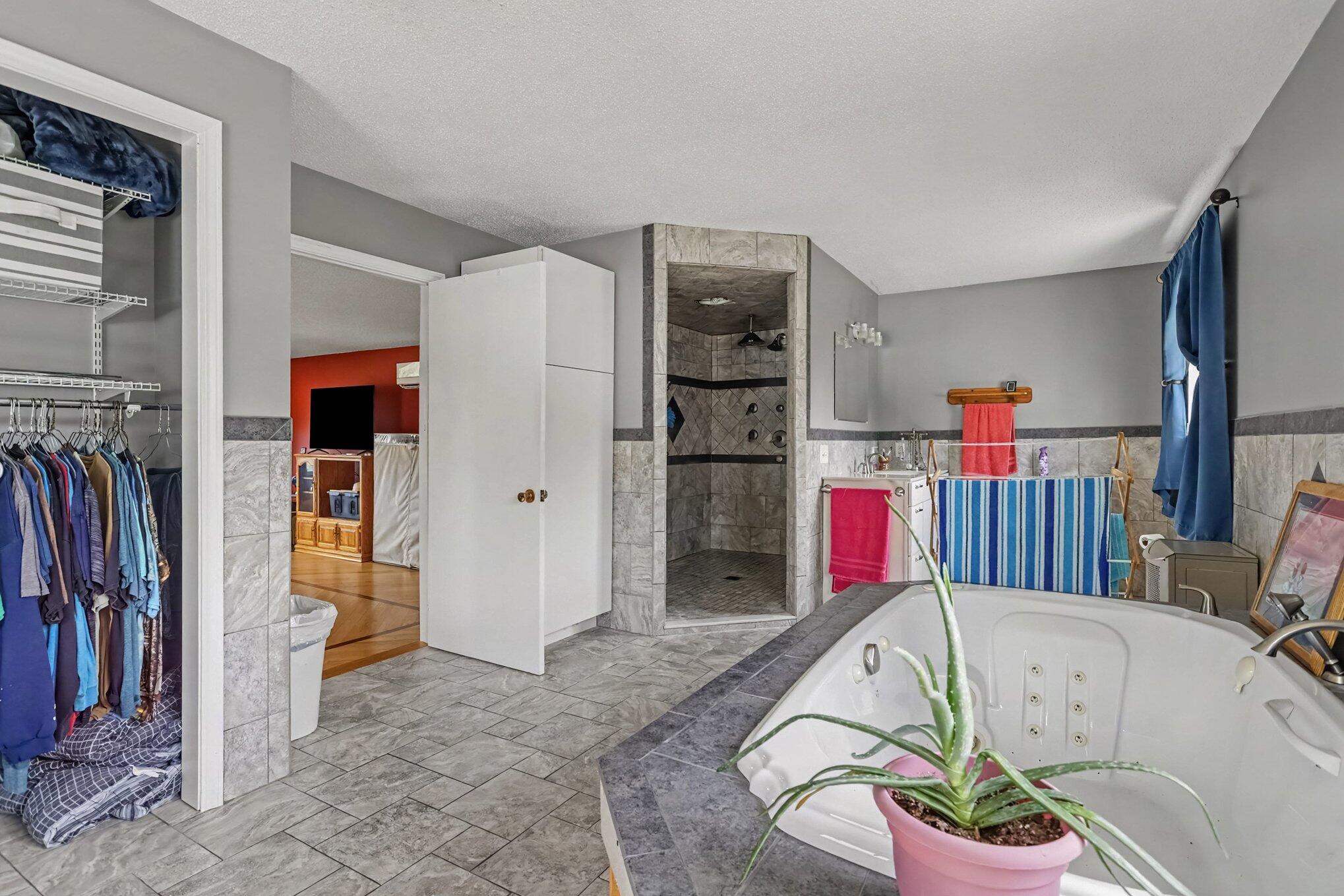 6793 Carmody Road Coloma MI 49038