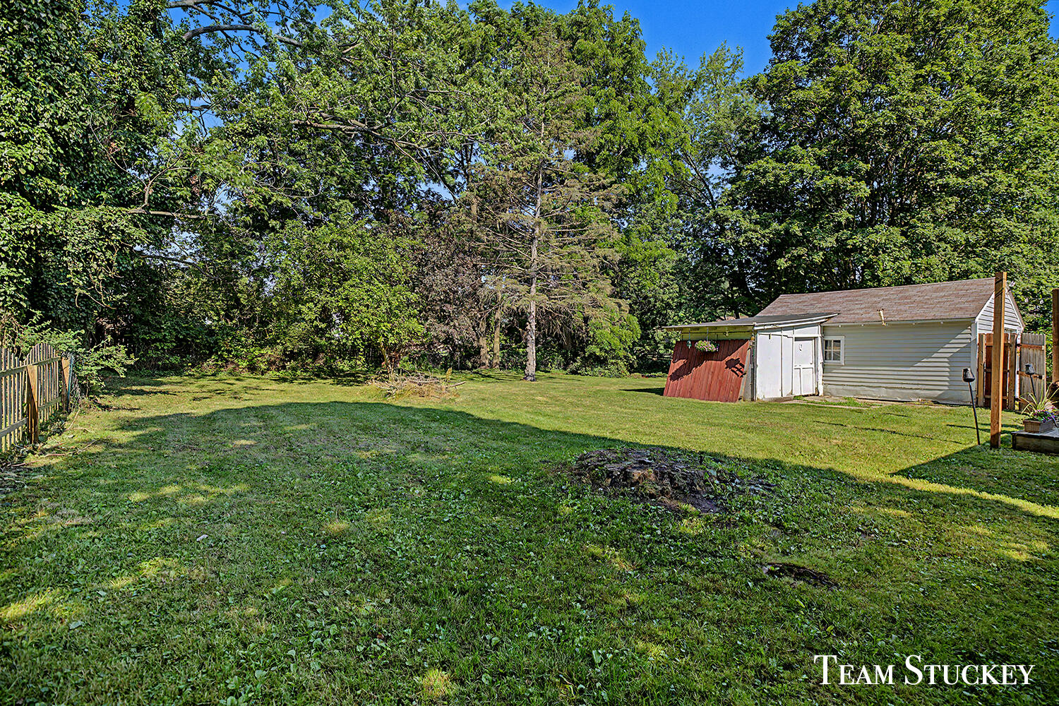 1125 Kusterer Drive NW Grand Rapids MI 49534
