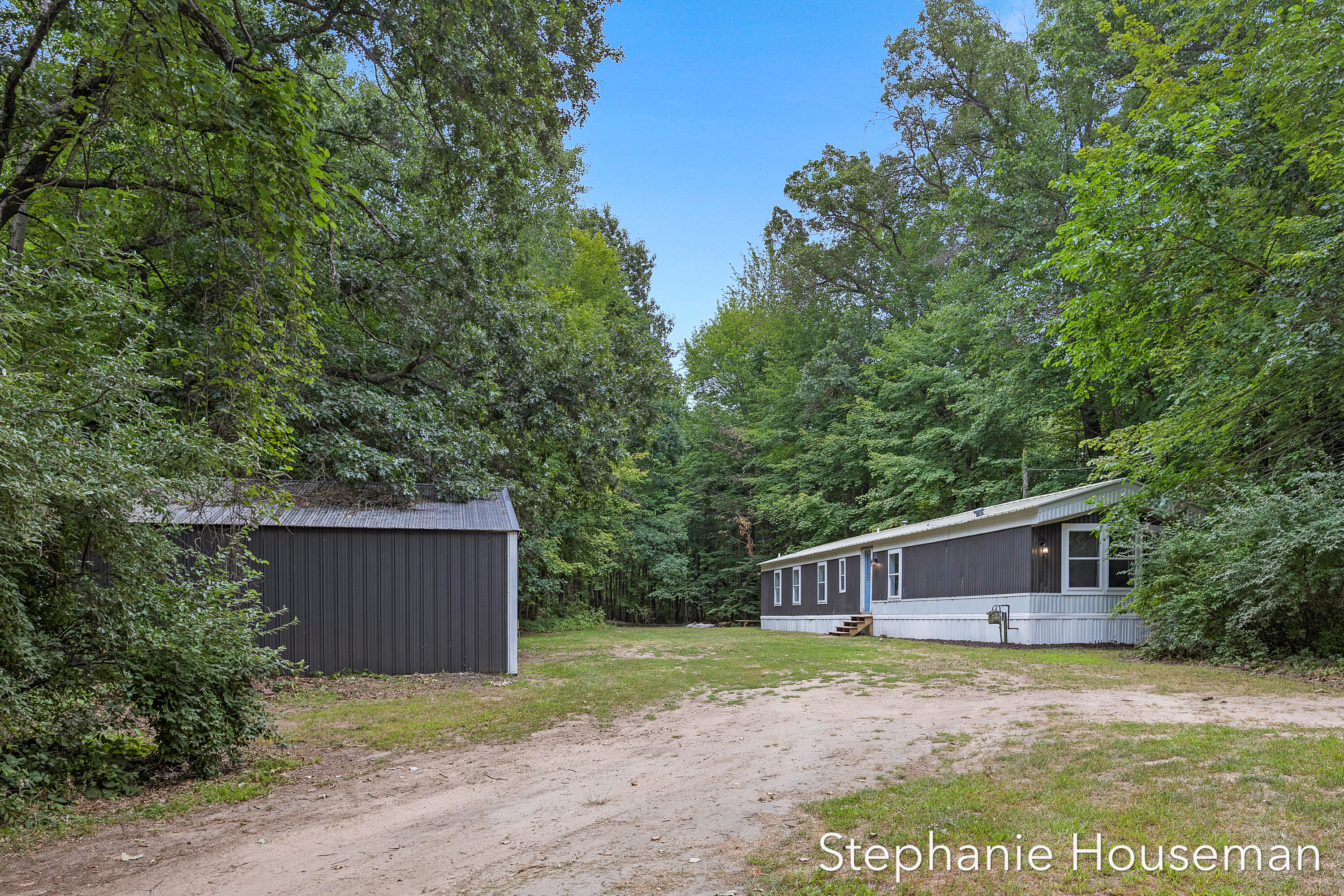 8394 Nugent Avenue NE Rockford MI 49341