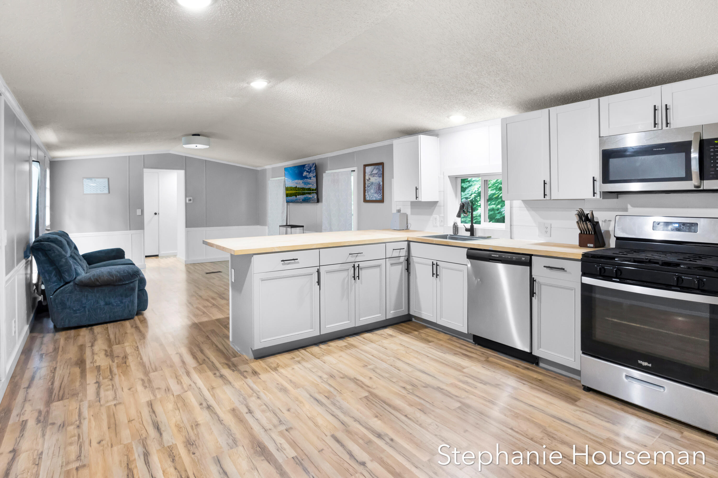 8394 Nugent Avenue NE Rockford MI 49341