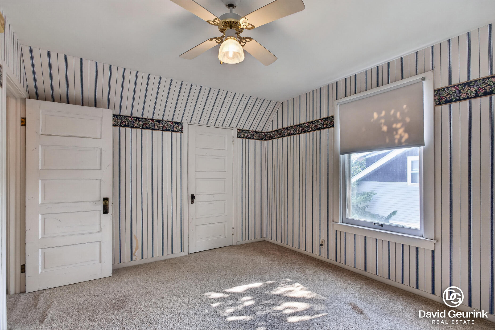 180 W 18th Street Holland MI 49423