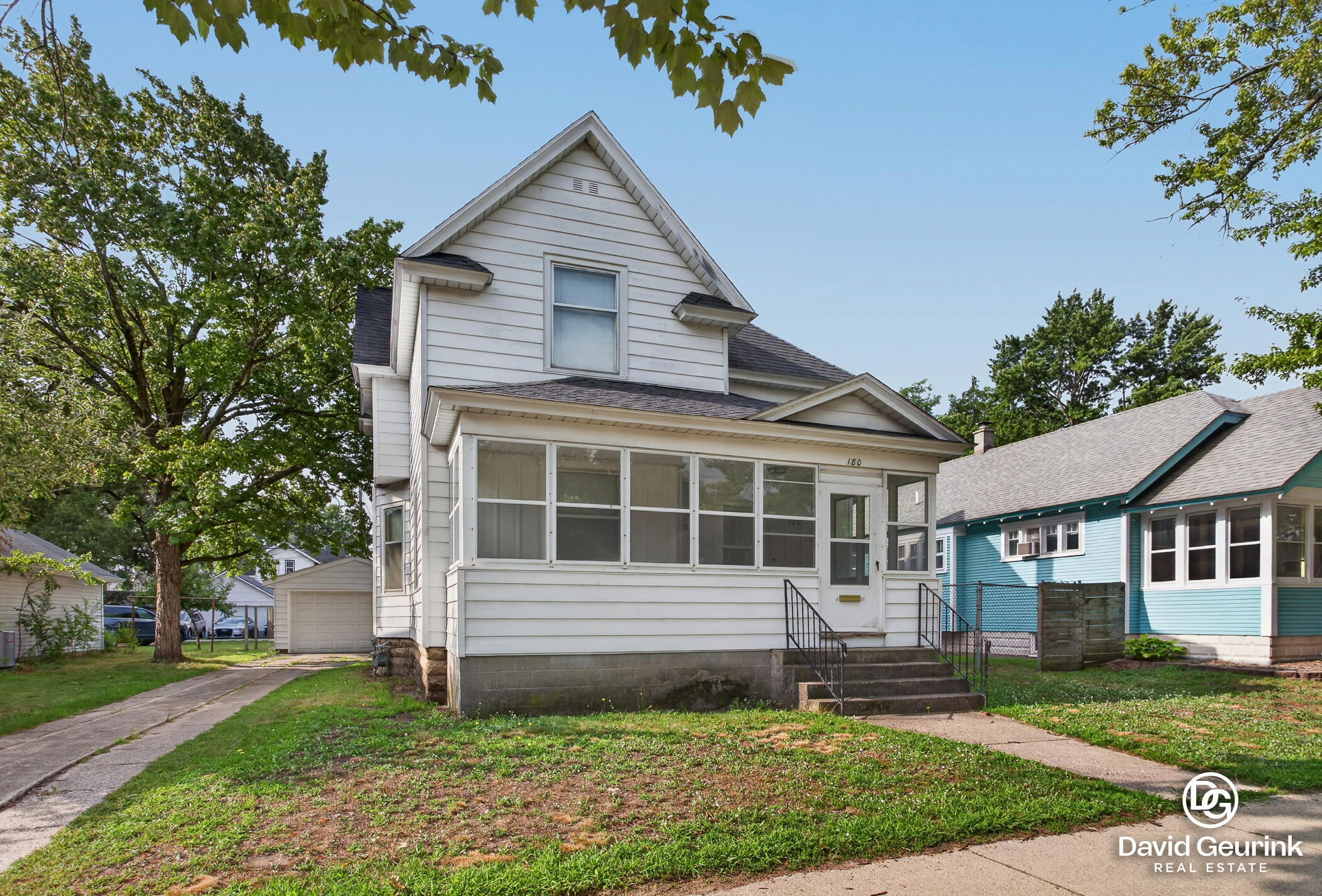 180 W 18th Street Holland MI 49423