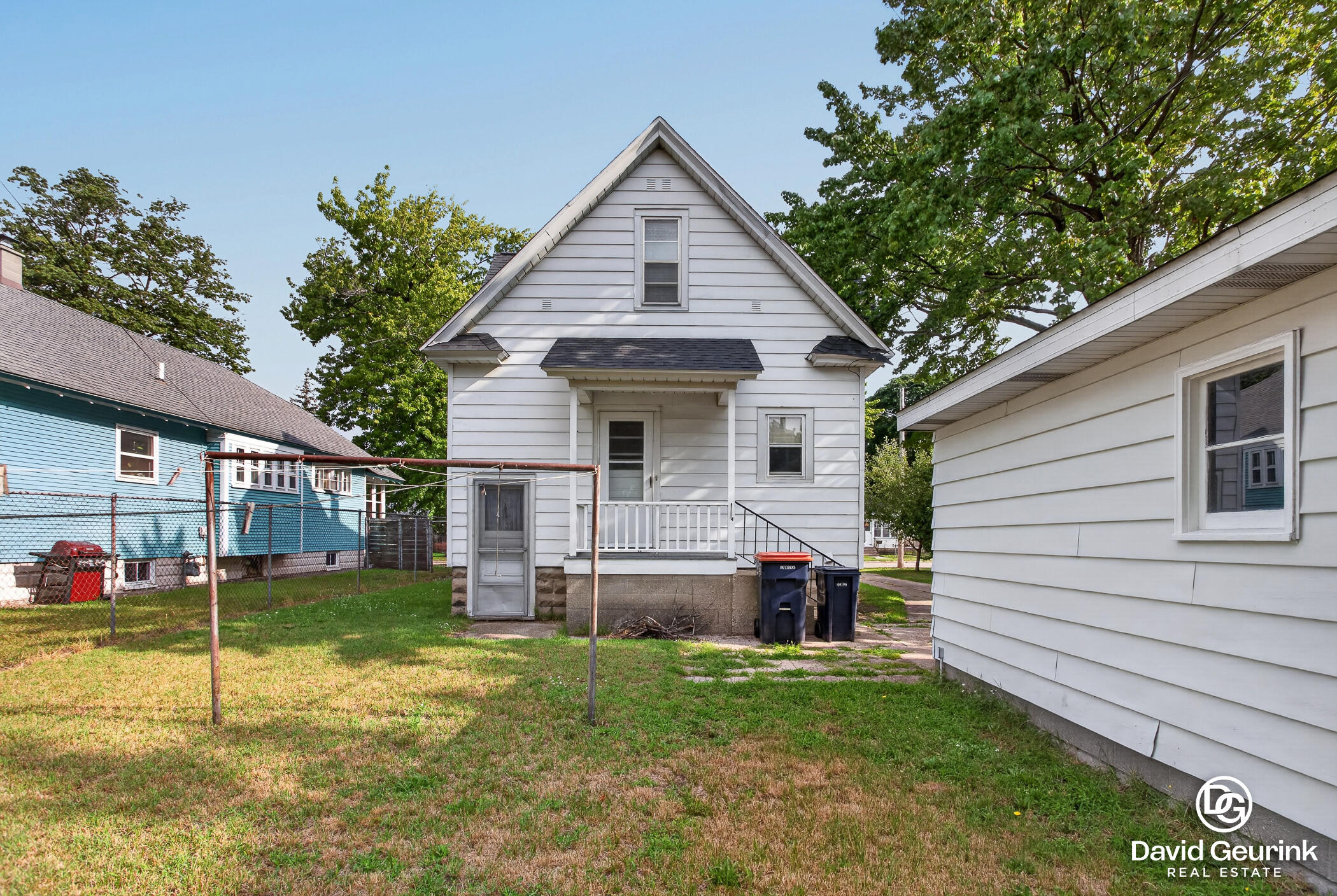 180 W 18th Street Holland MI 49423