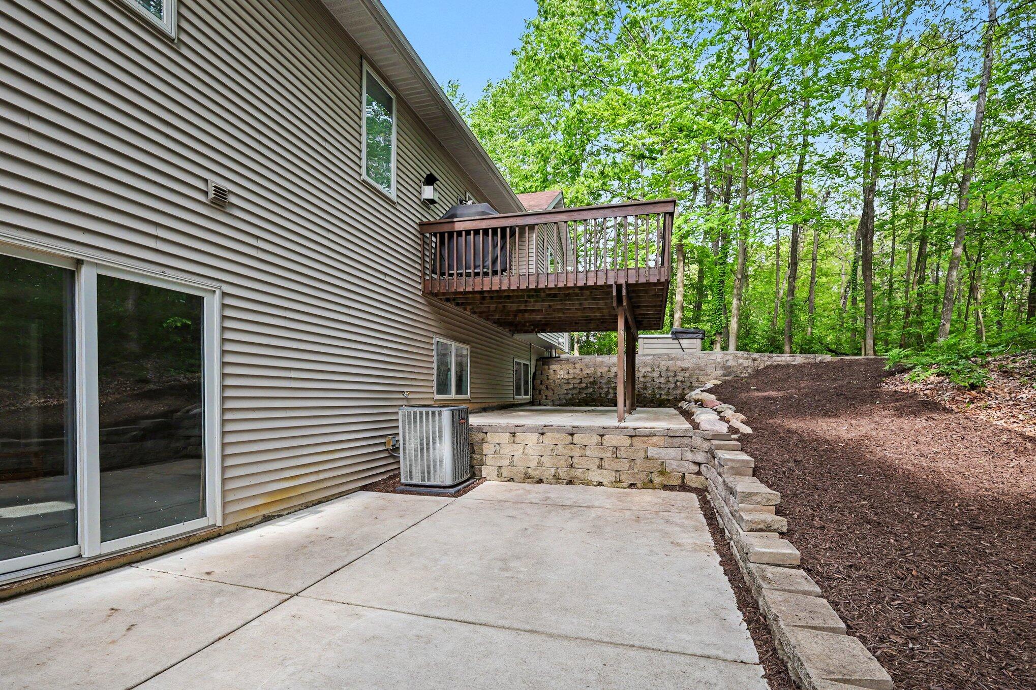 5224 Bonasa Drive NE Rockford MI 49341