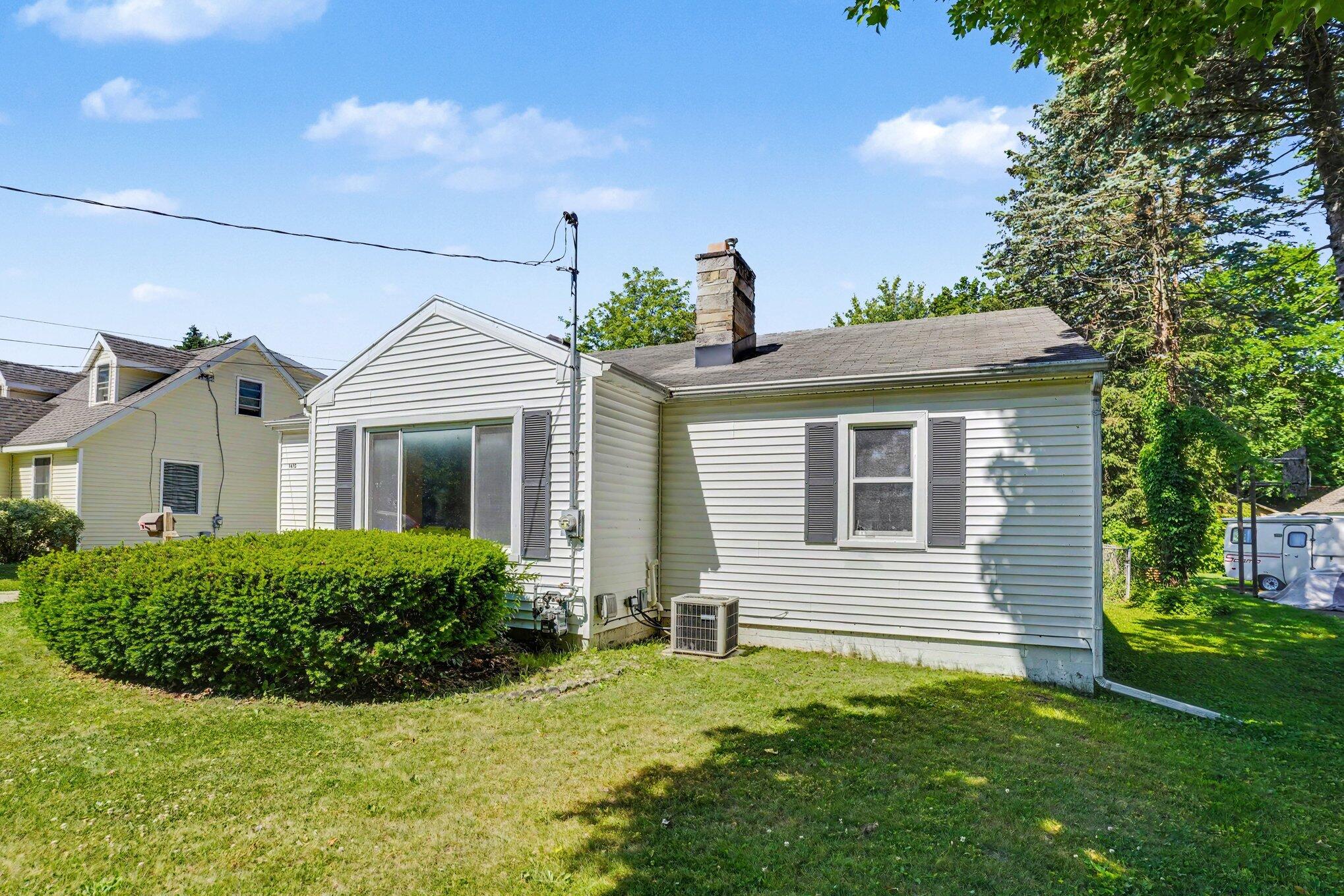 1425 Sunnyside Drive Kalamazoo MI 49048