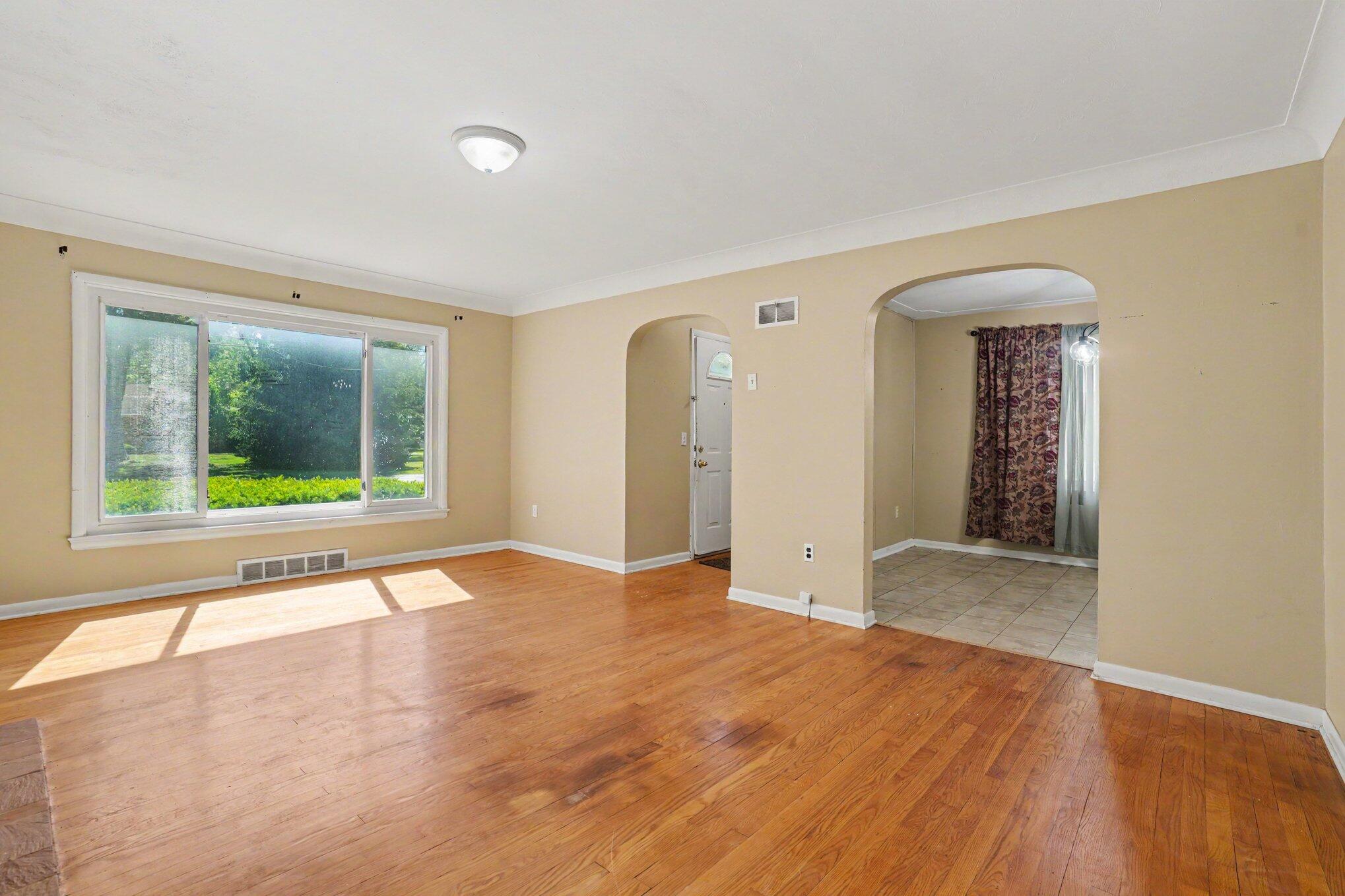 1425 Sunnyside Drive Kalamazoo MI 49048