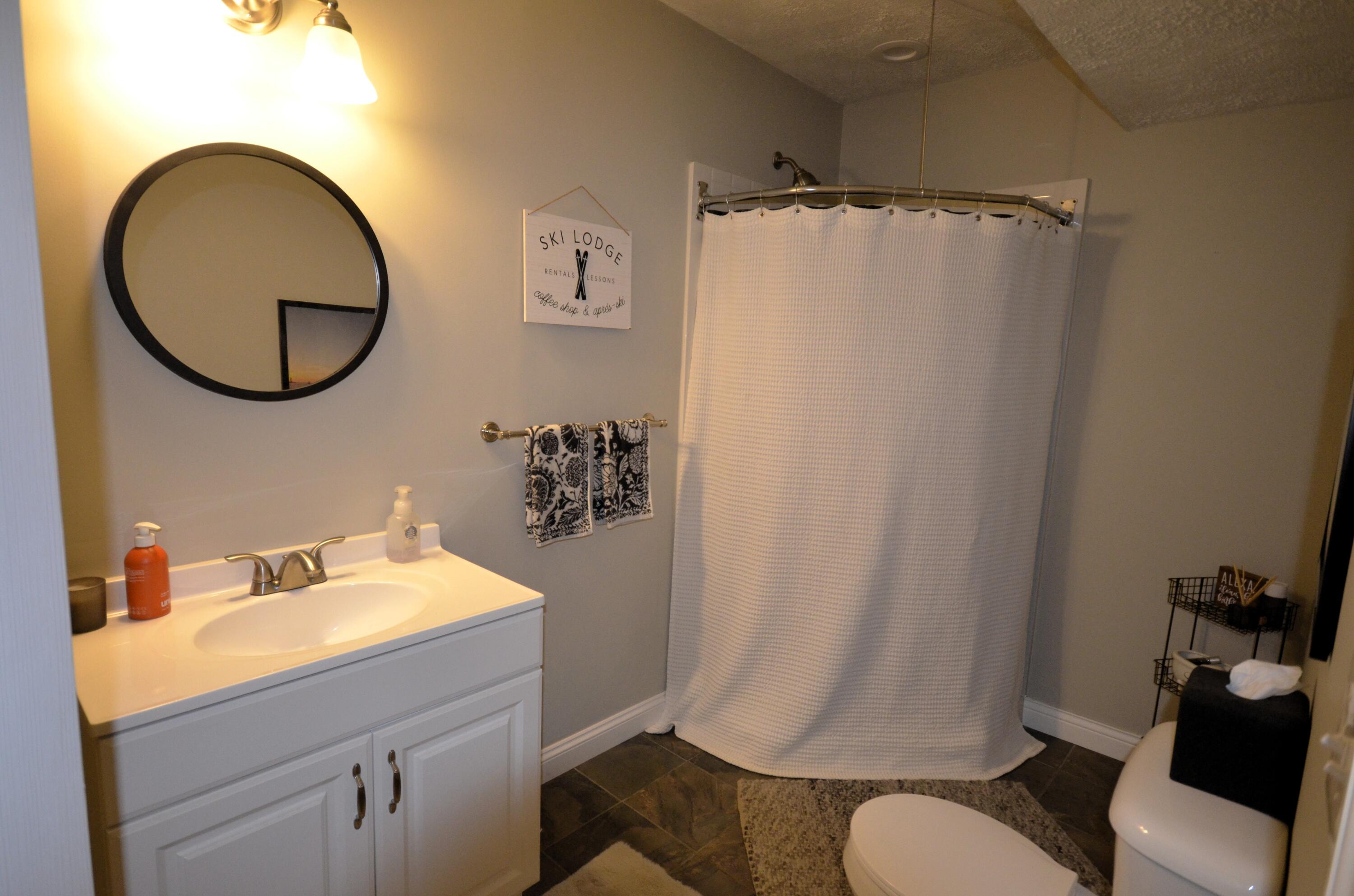 2531 Avalon Woods Drive Portage MI 49024