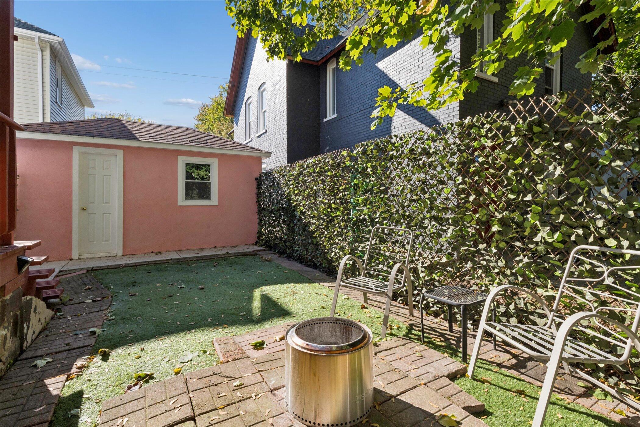 205 Lane Avenue NW Grand Rapids MI 49504