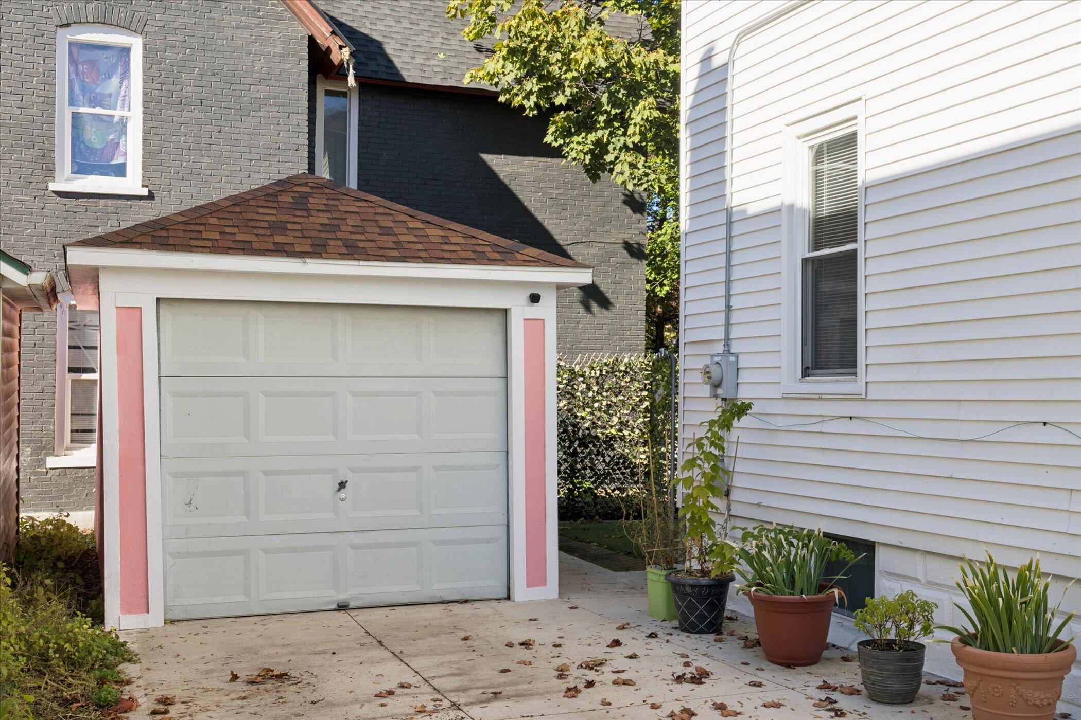 205 Lane Avenue NW Grand Rapids MI 49504