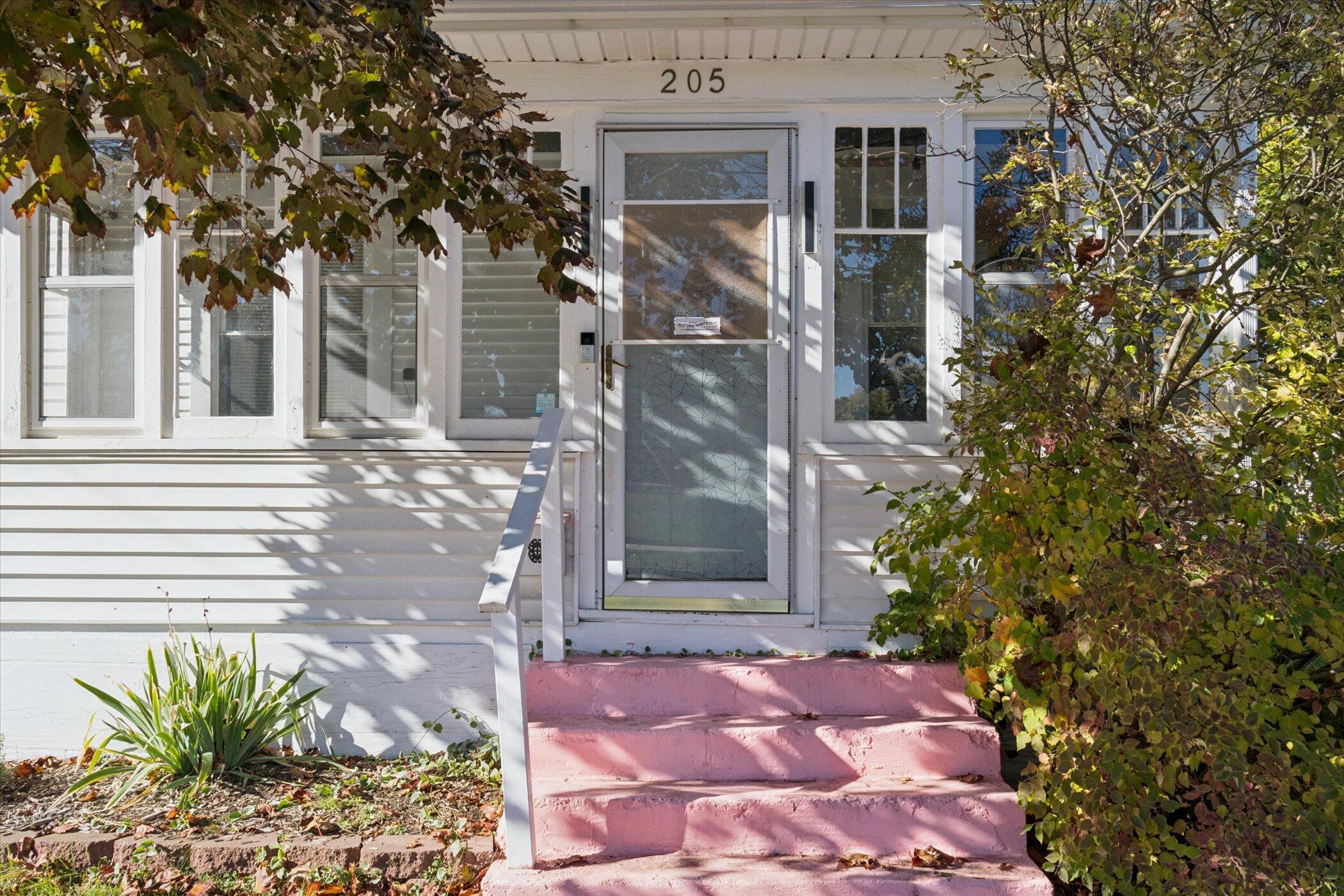 205 Lane Avenue NW Grand Rapids MI 49504