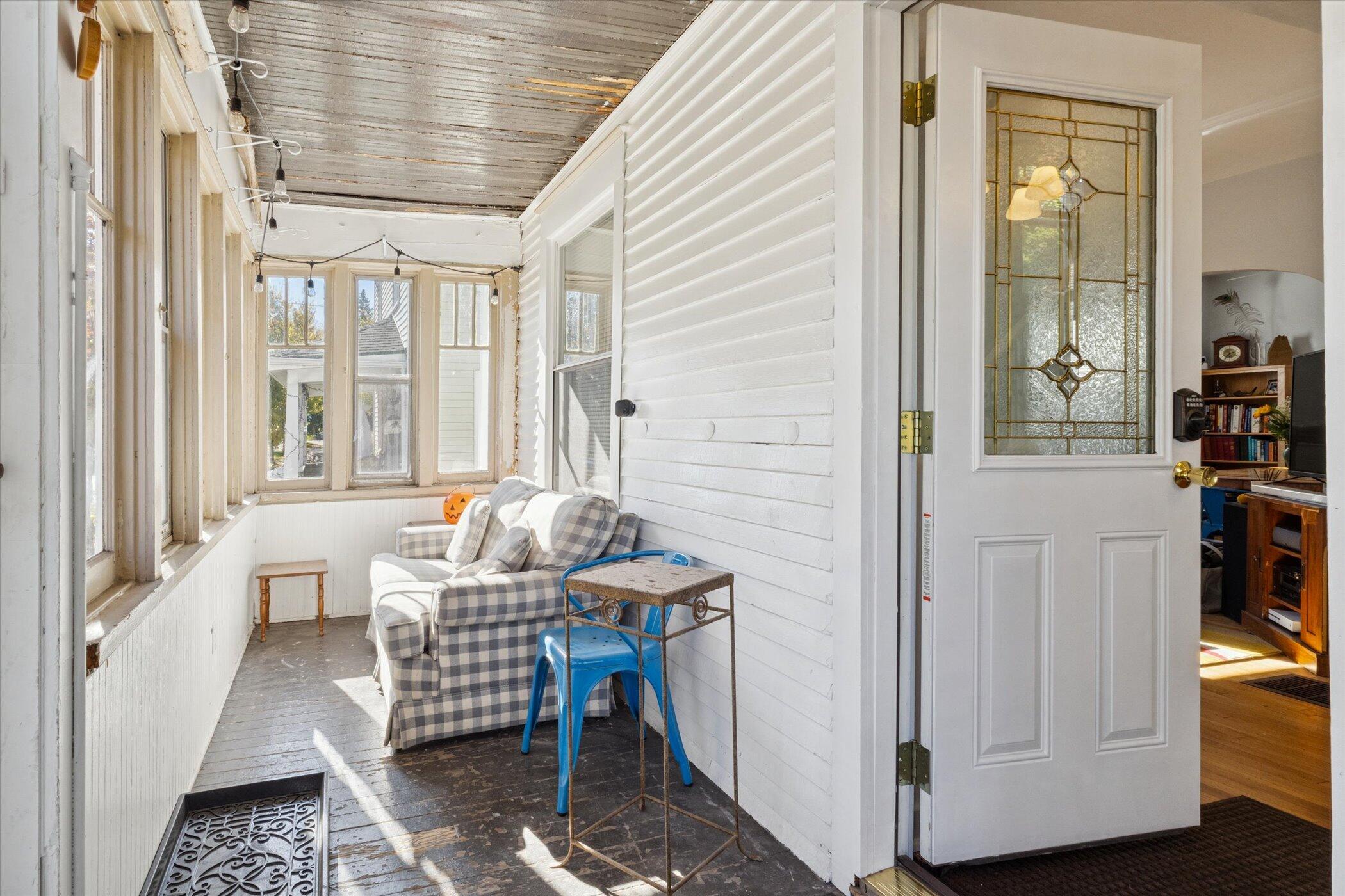 205 Lane Avenue NW Grand Rapids MI 49504