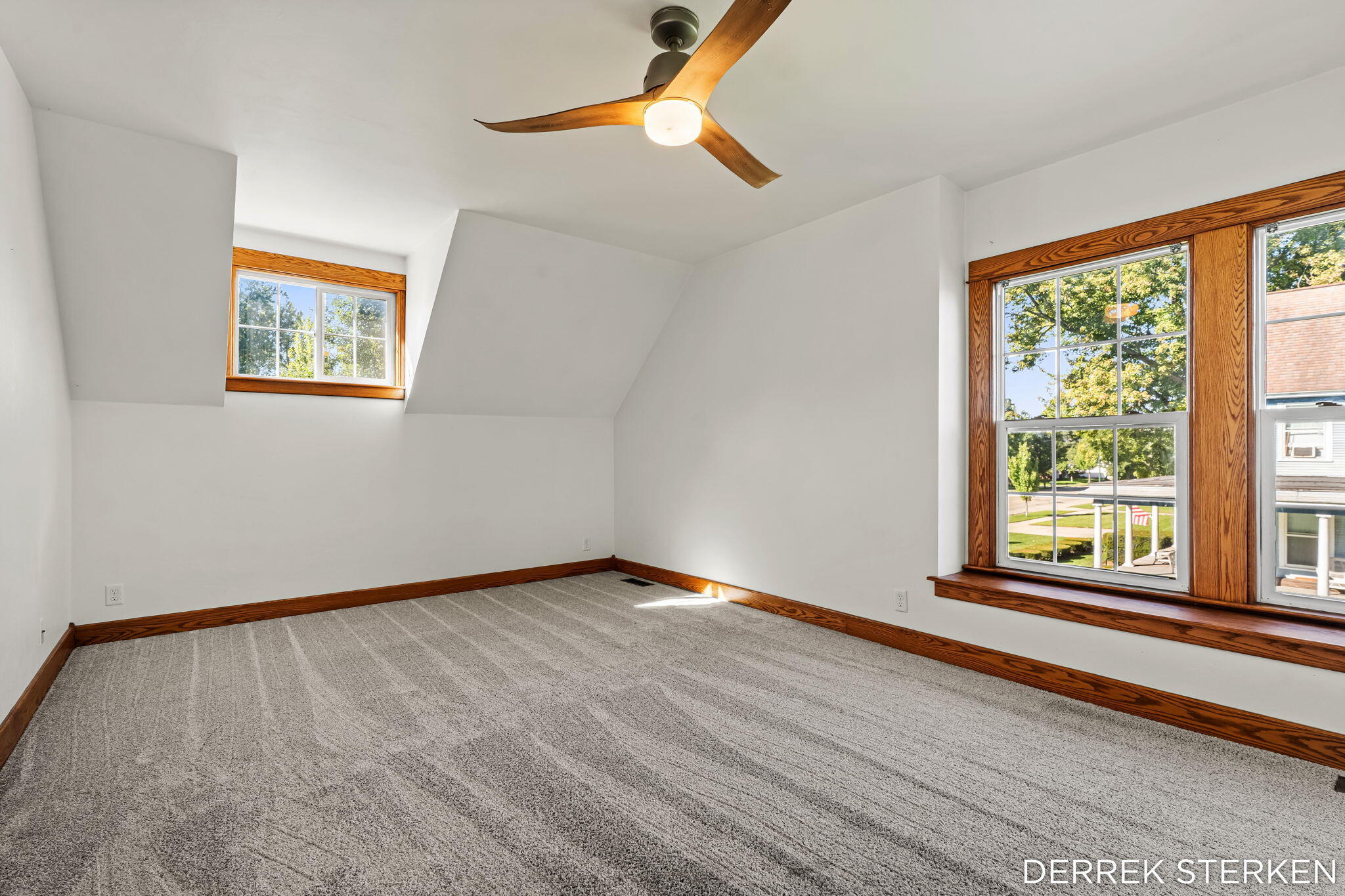 125 W Main Avenue Zeeland MI 49464