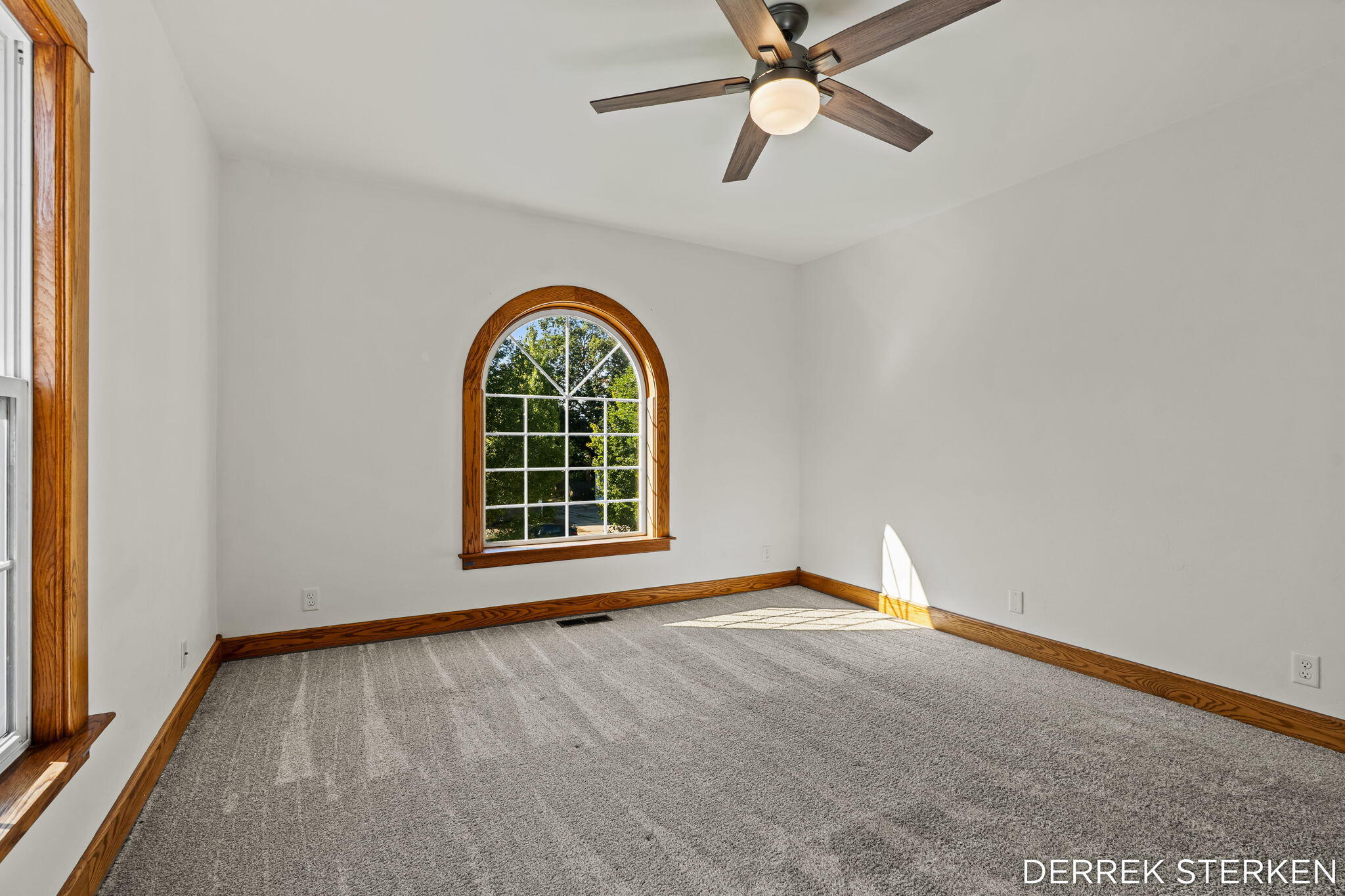 125 W Main Avenue Zeeland MI 49464