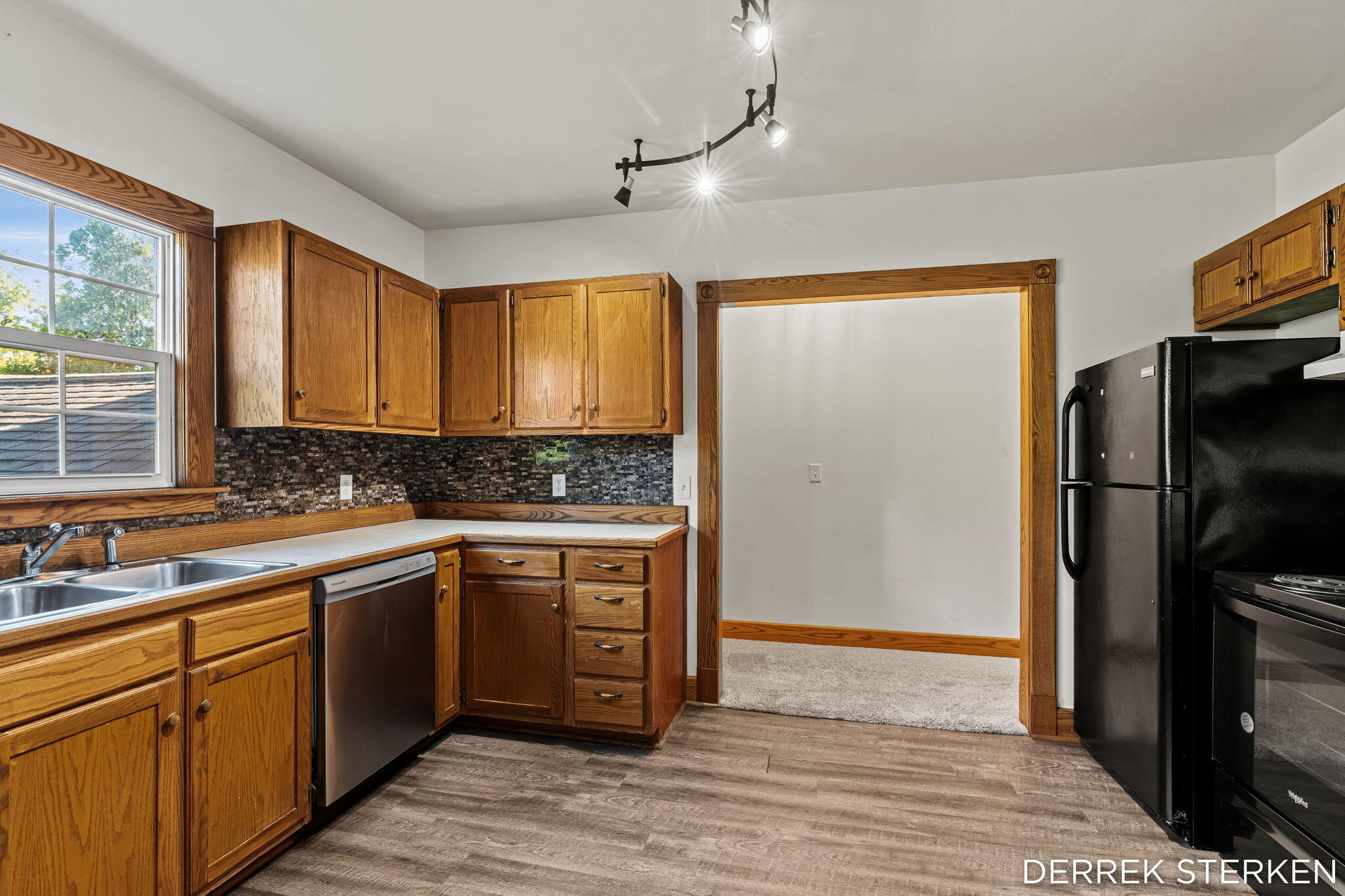 125 W Main Avenue Zeeland MI 49464