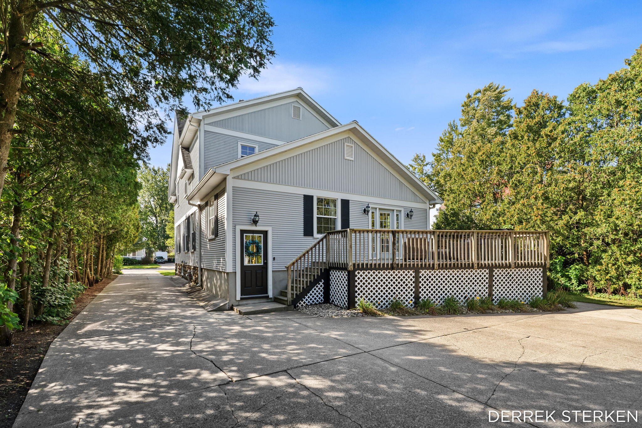 125 W Main Avenue Zeeland MI 49464